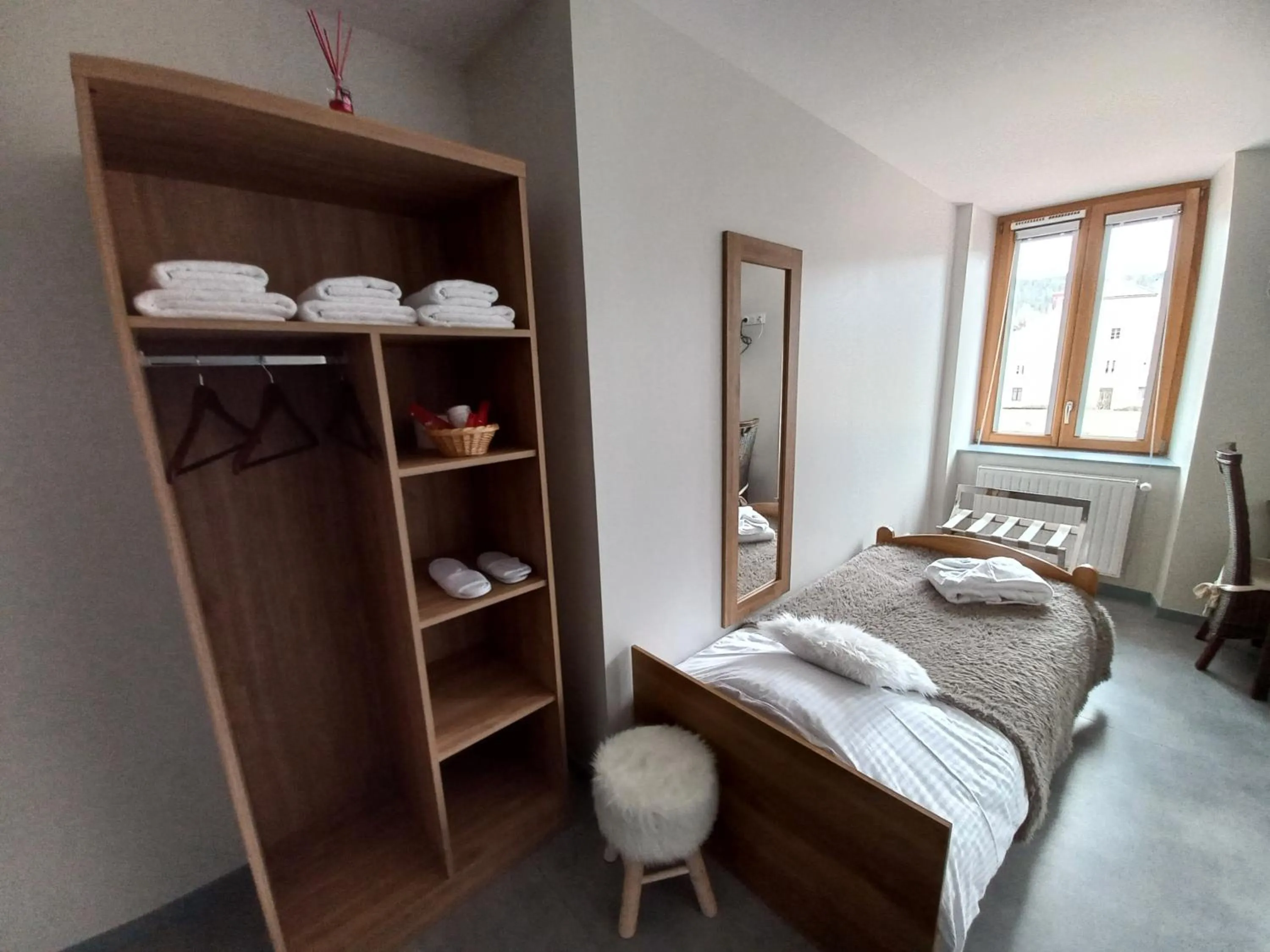 Bed in SARL DU PARC Hôtel Les Tremplins