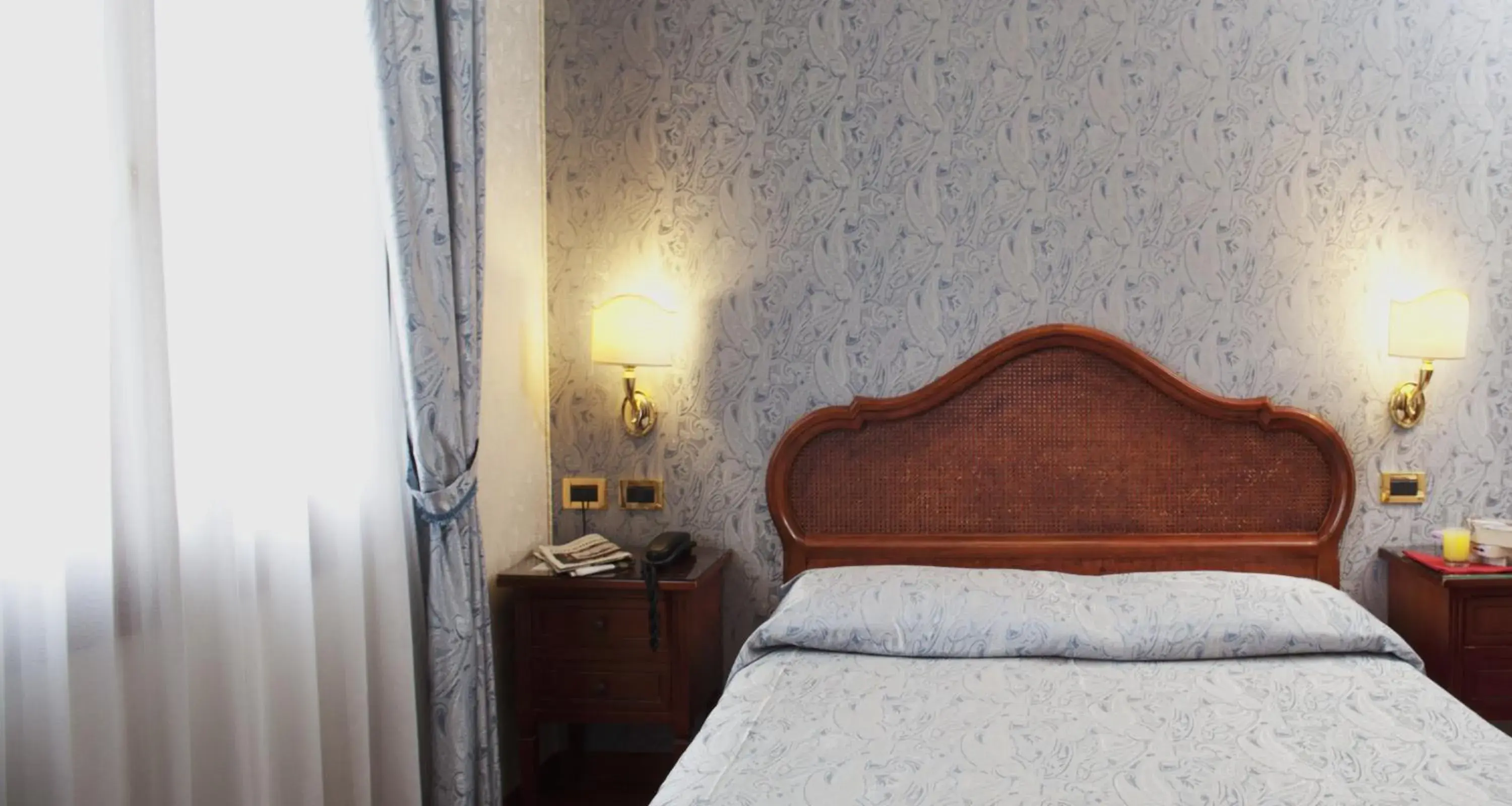 Classic Double Room in Hotel Ca' D'Oro Classic Double Room in Hotel Ca' D'Oro