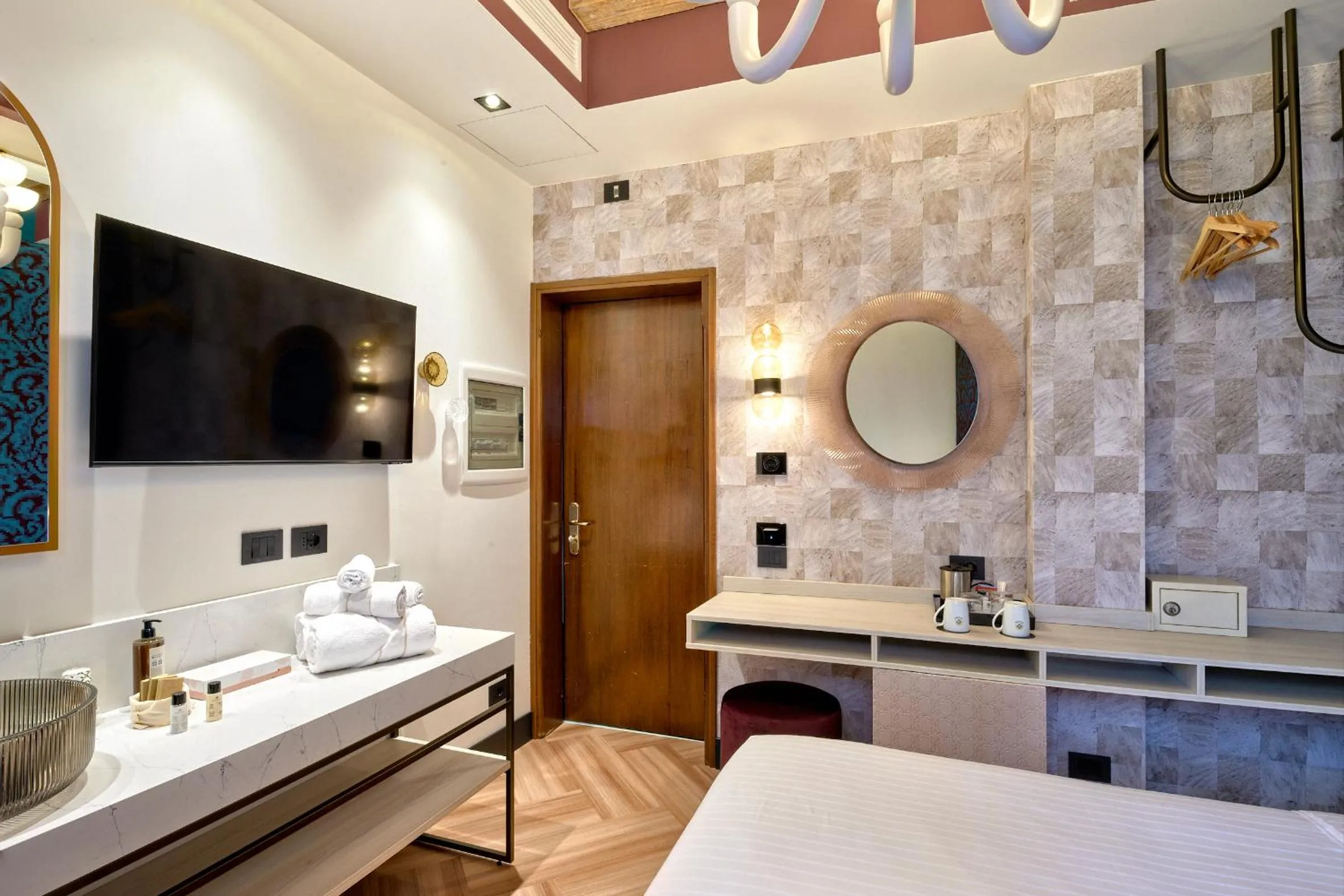 Bed in Hotel Ca' D'Oro - WENICE Deep Culture