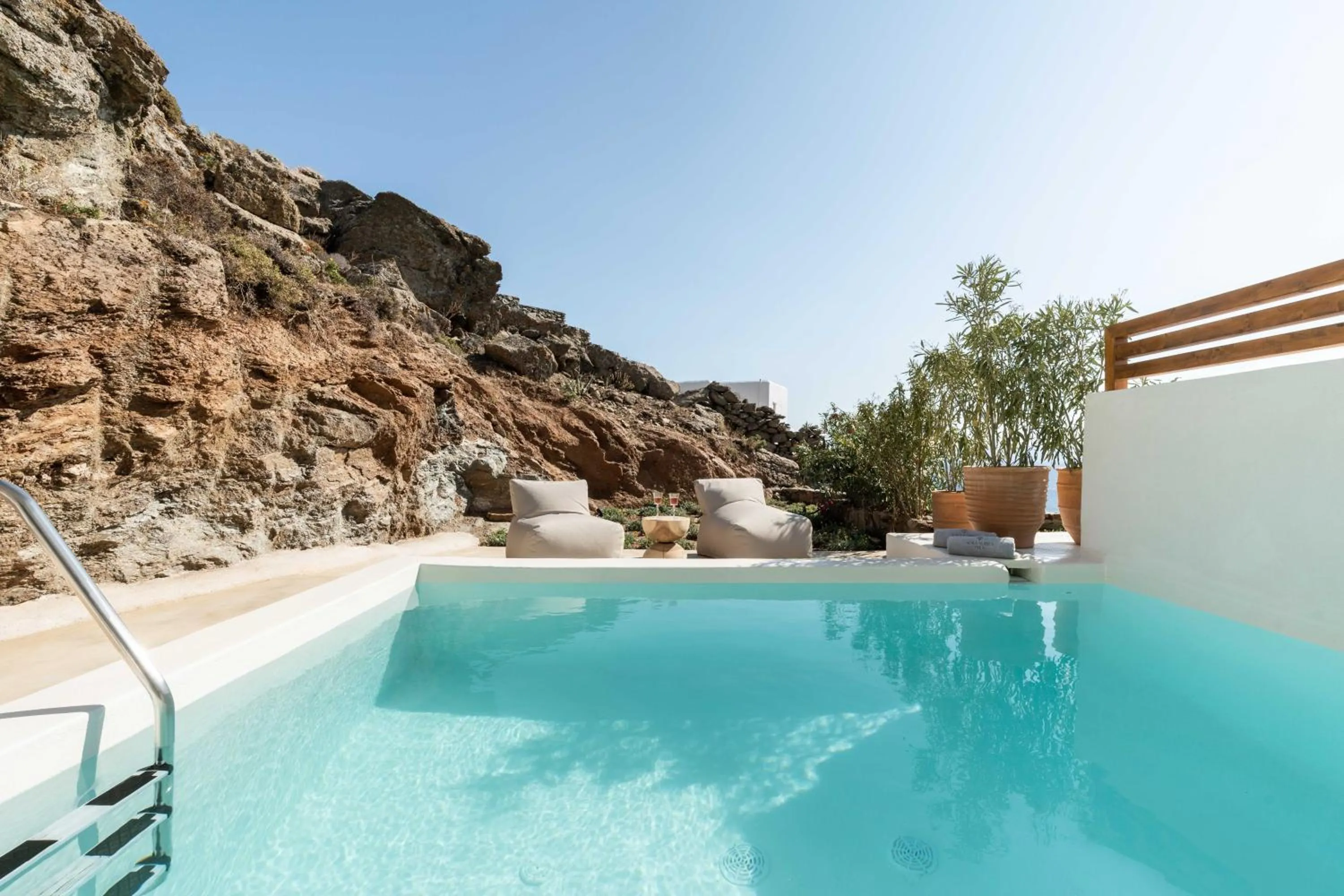 Swimming pool in Aura Villas Tinos