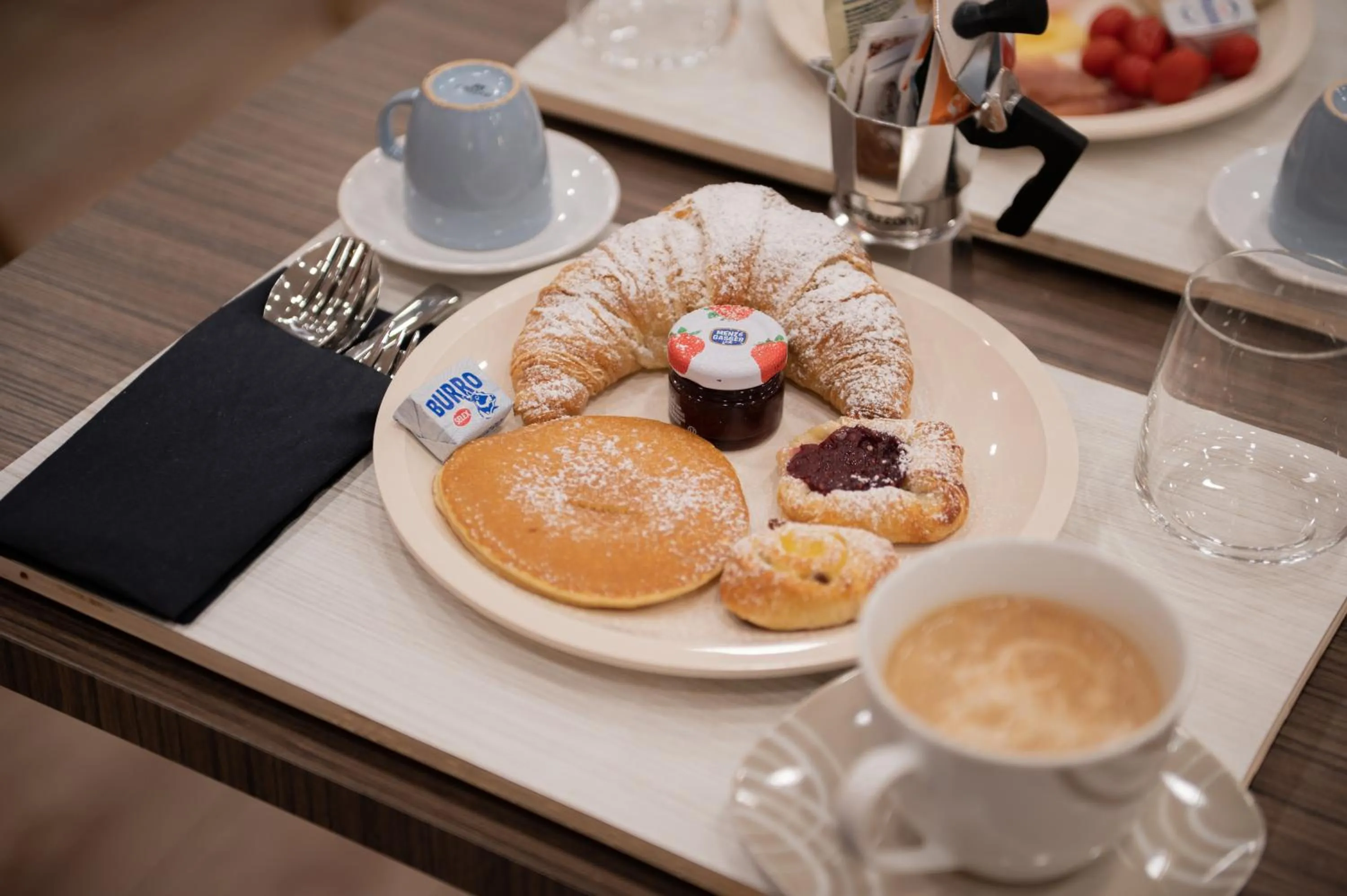 Breakfast in Neocore