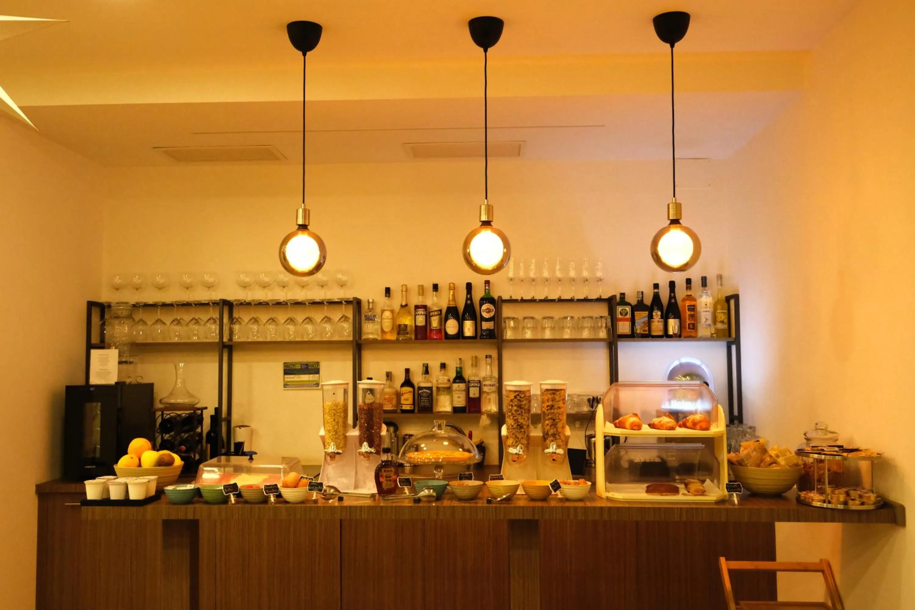 Breakfast in Neocore