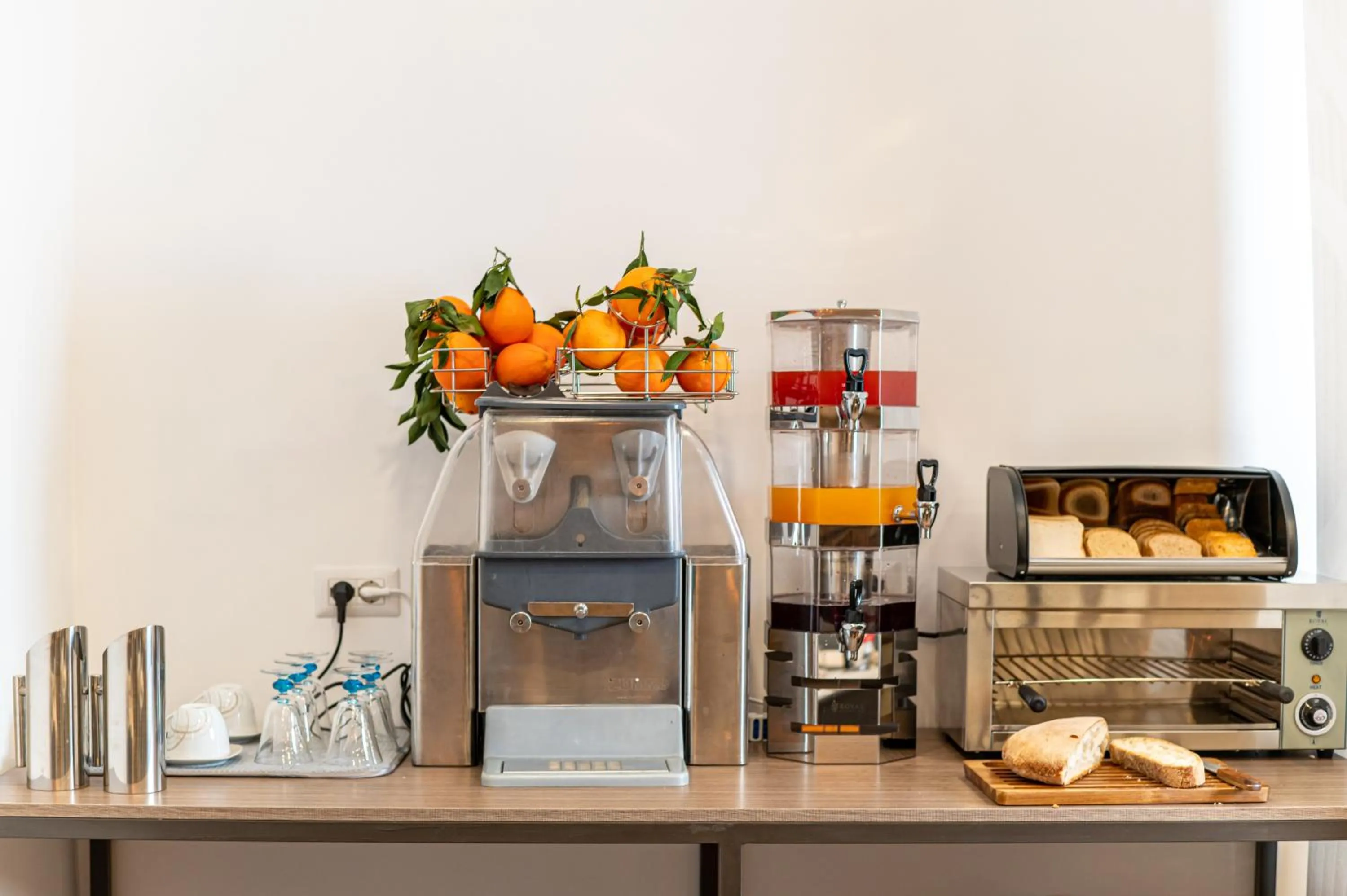 Breakfast in Neocore