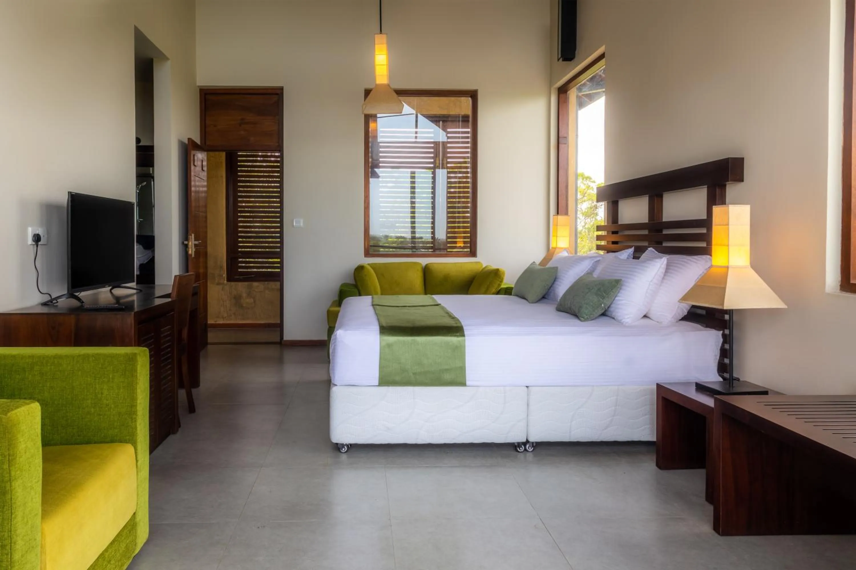 Photo of the whole room, Bed in Rock Wild Yala