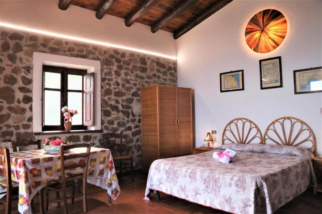 Living room, Bed in Agriturismo Santa Margherita