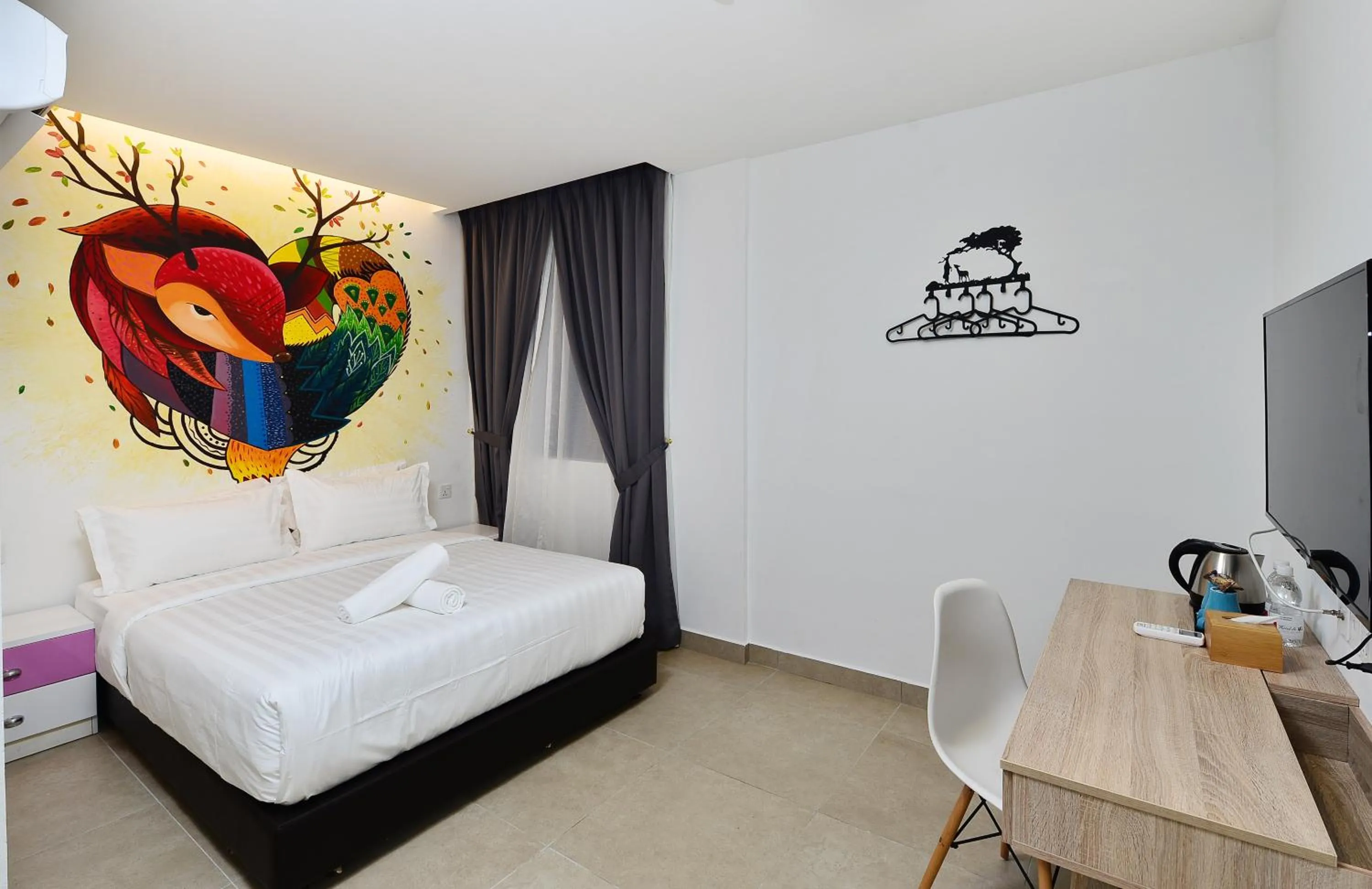 Photo of the whole room, Bed in Smile Hotel Shah Alam Seksyen 9