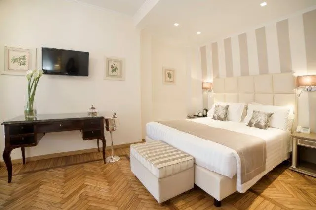 Bedroom, Bed in Hotel Jolanda