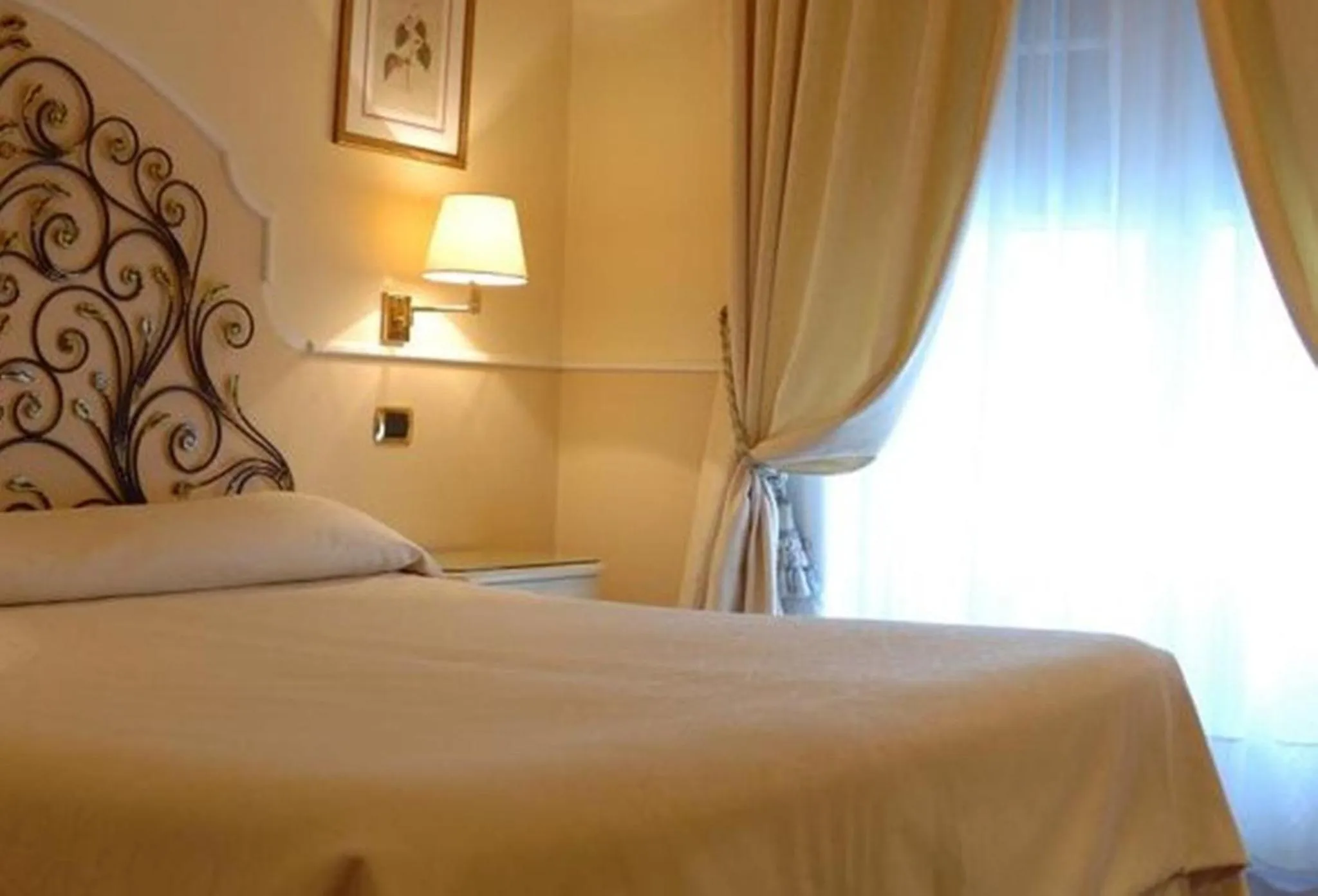 Bed in Hotel Jolanda