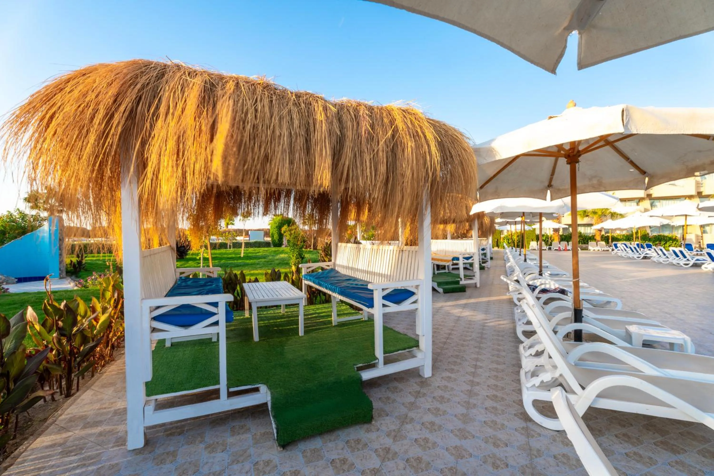 sunbed in Seven Seas Jolie Bay - Ultra All Inclusive