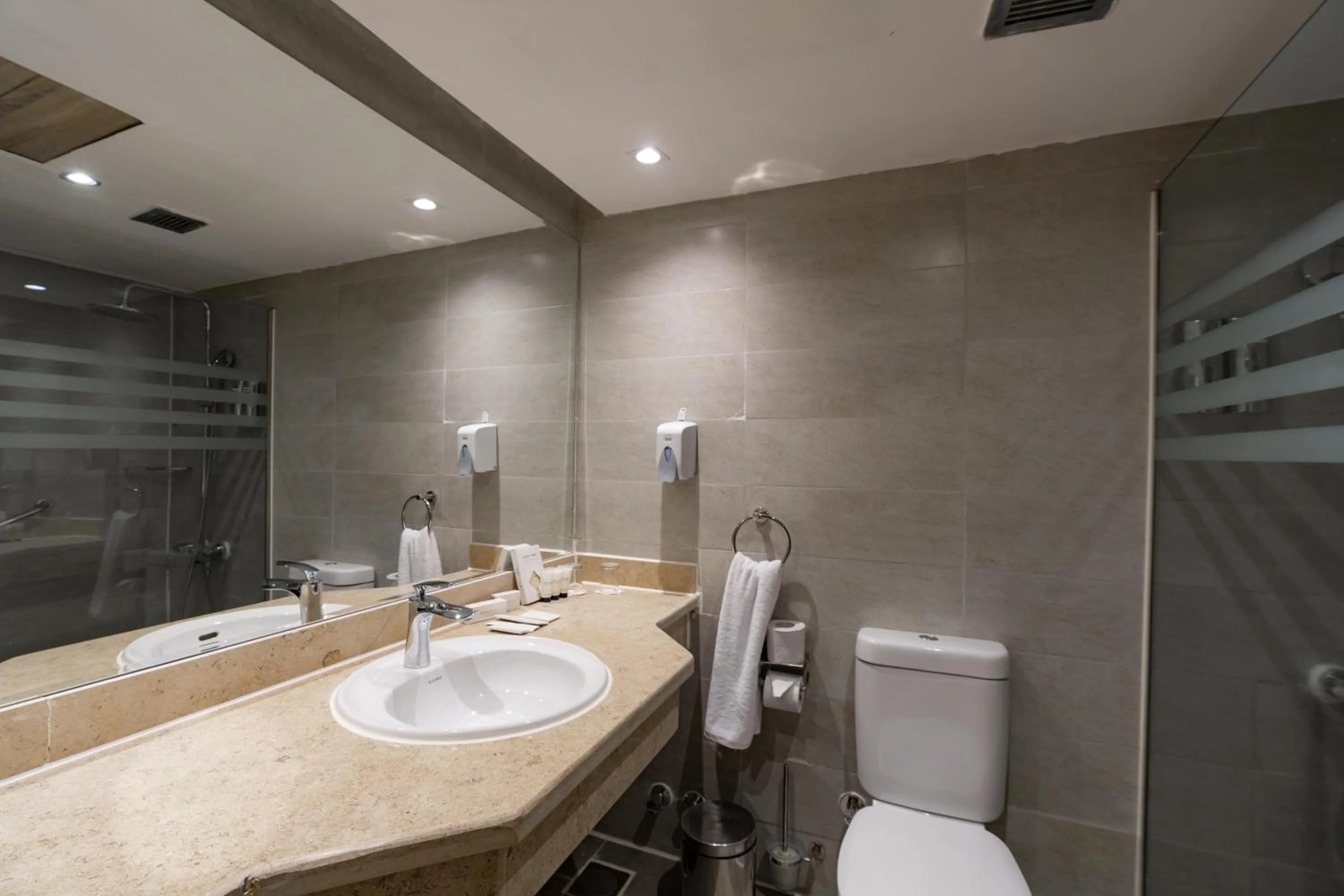 Shower in Seven Seas Jolie Bay - Ultra All Inclusive