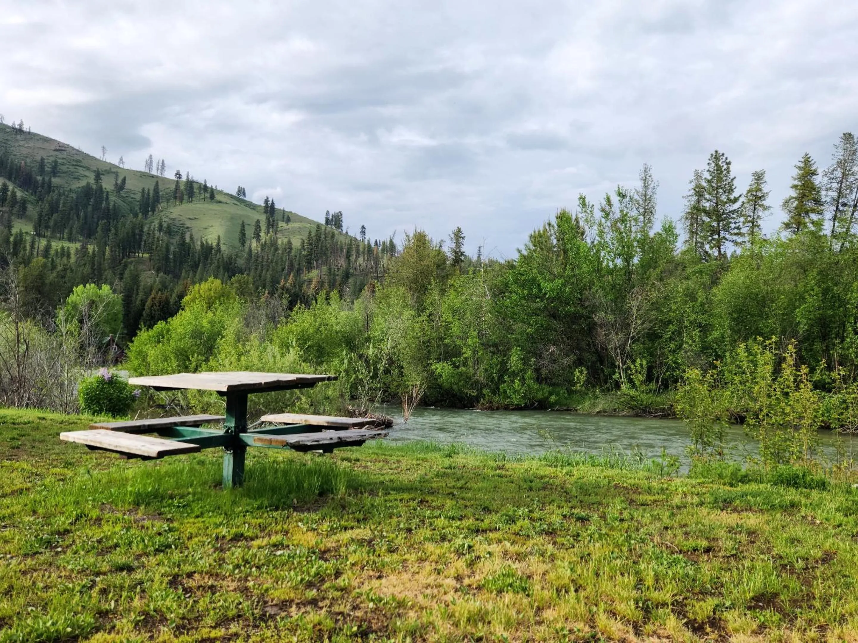 Activities in Southfork Lodge - Riverside Inn