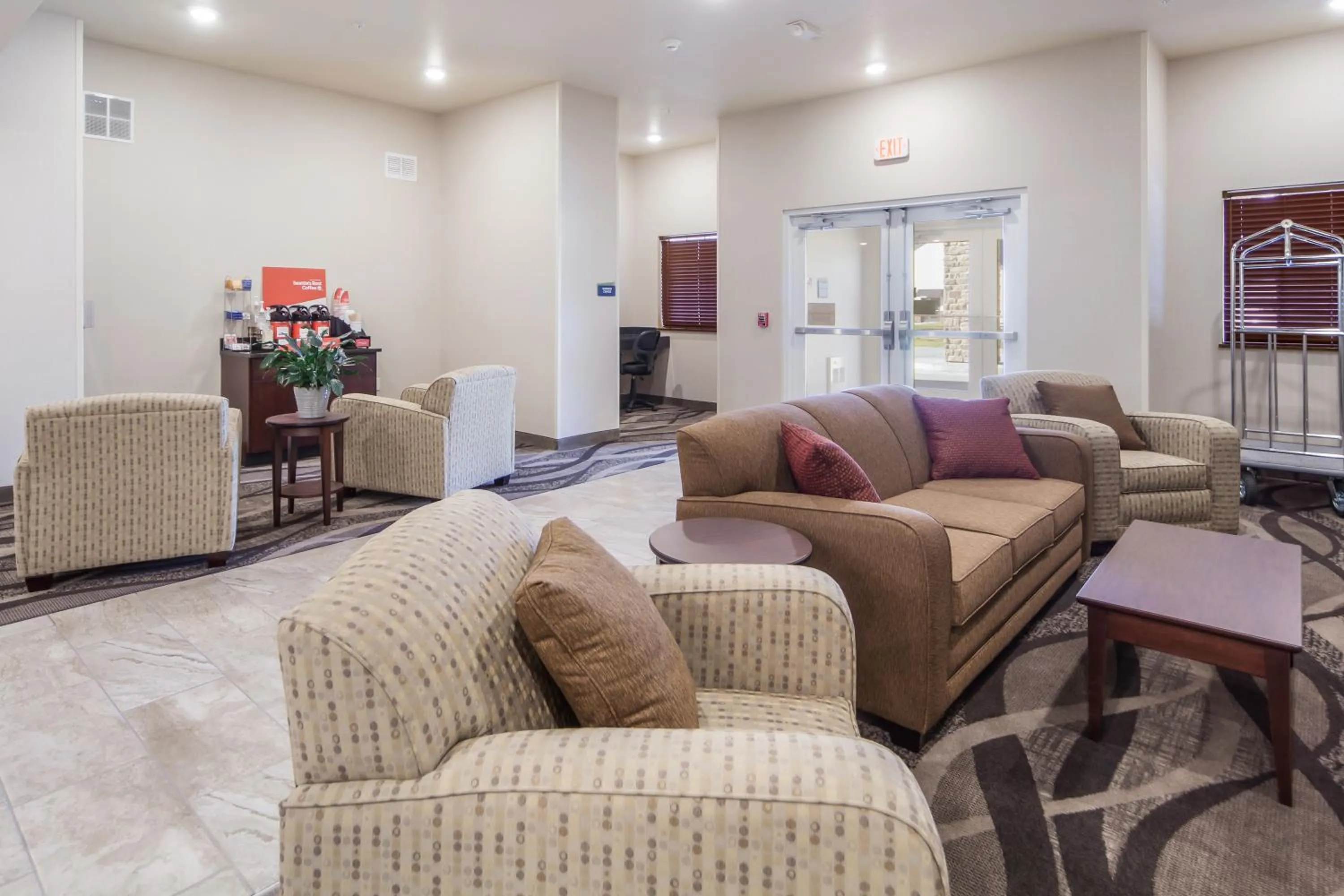 Lobby or reception in Cobblestone Inn & Suites-Fremont