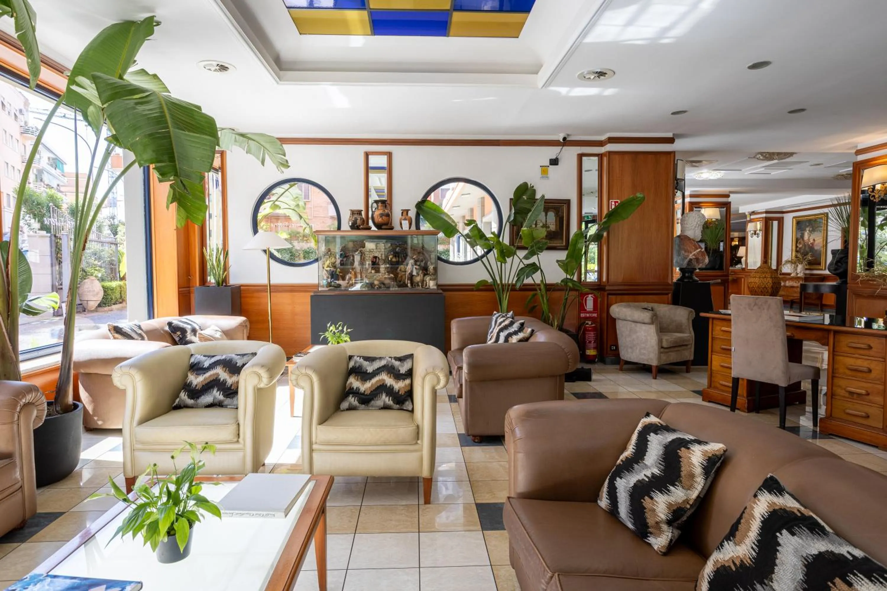 Lobby or reception in Grand Hotel Tiberio