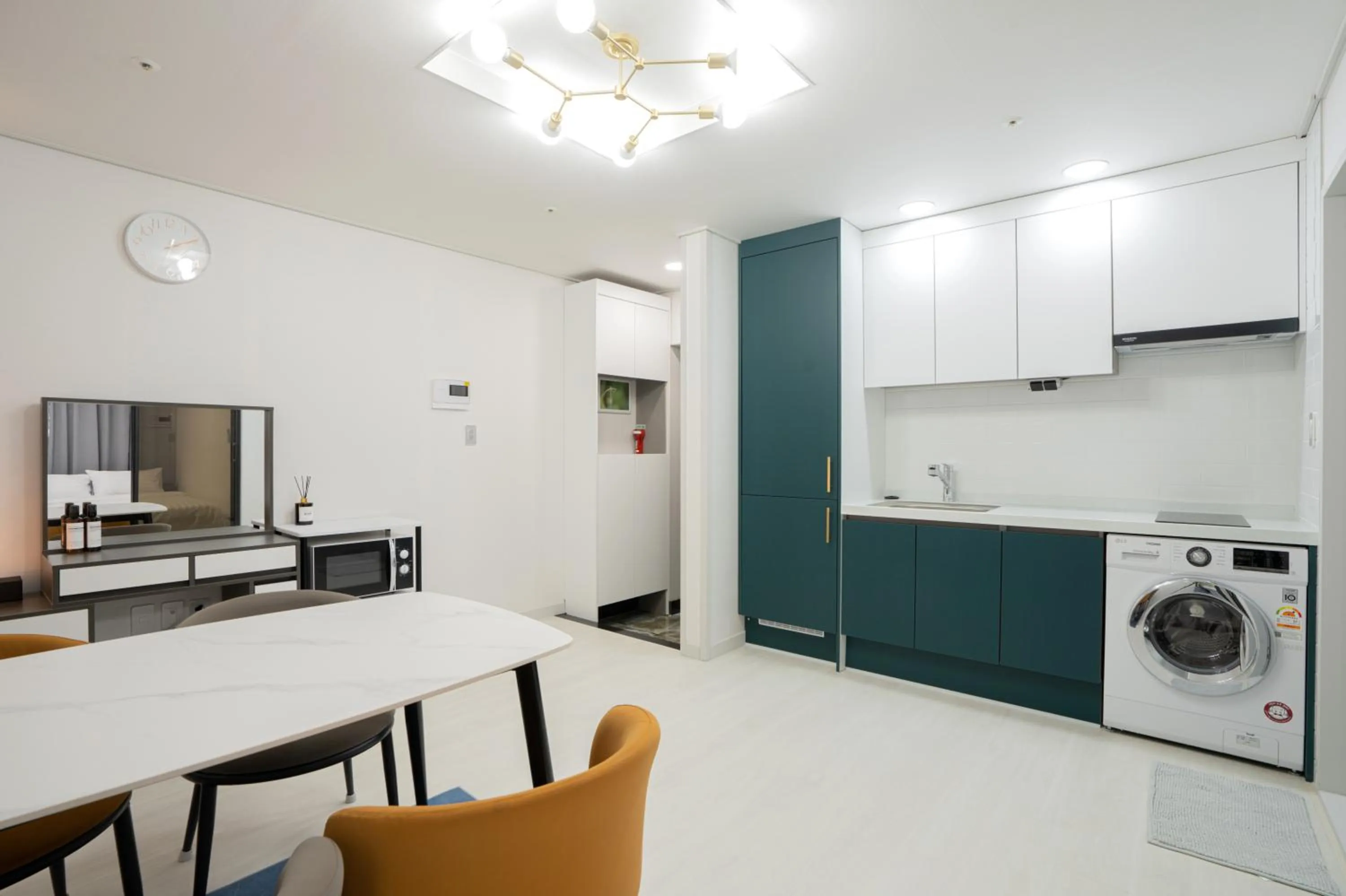 Jeju Seomun Residence Hotel