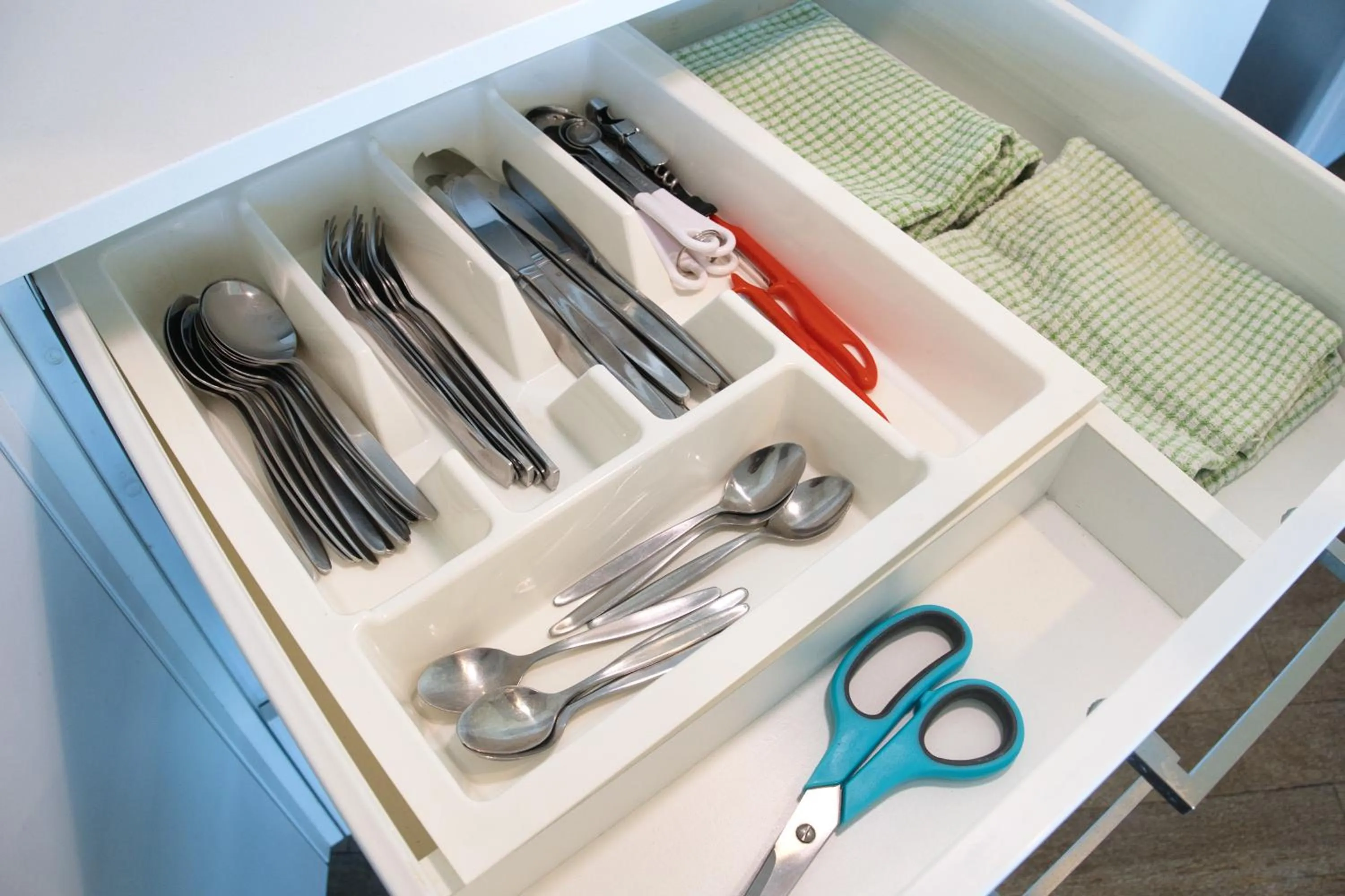 Kitchen or kitchenette in Park Avenue - IKON Glen Waverley