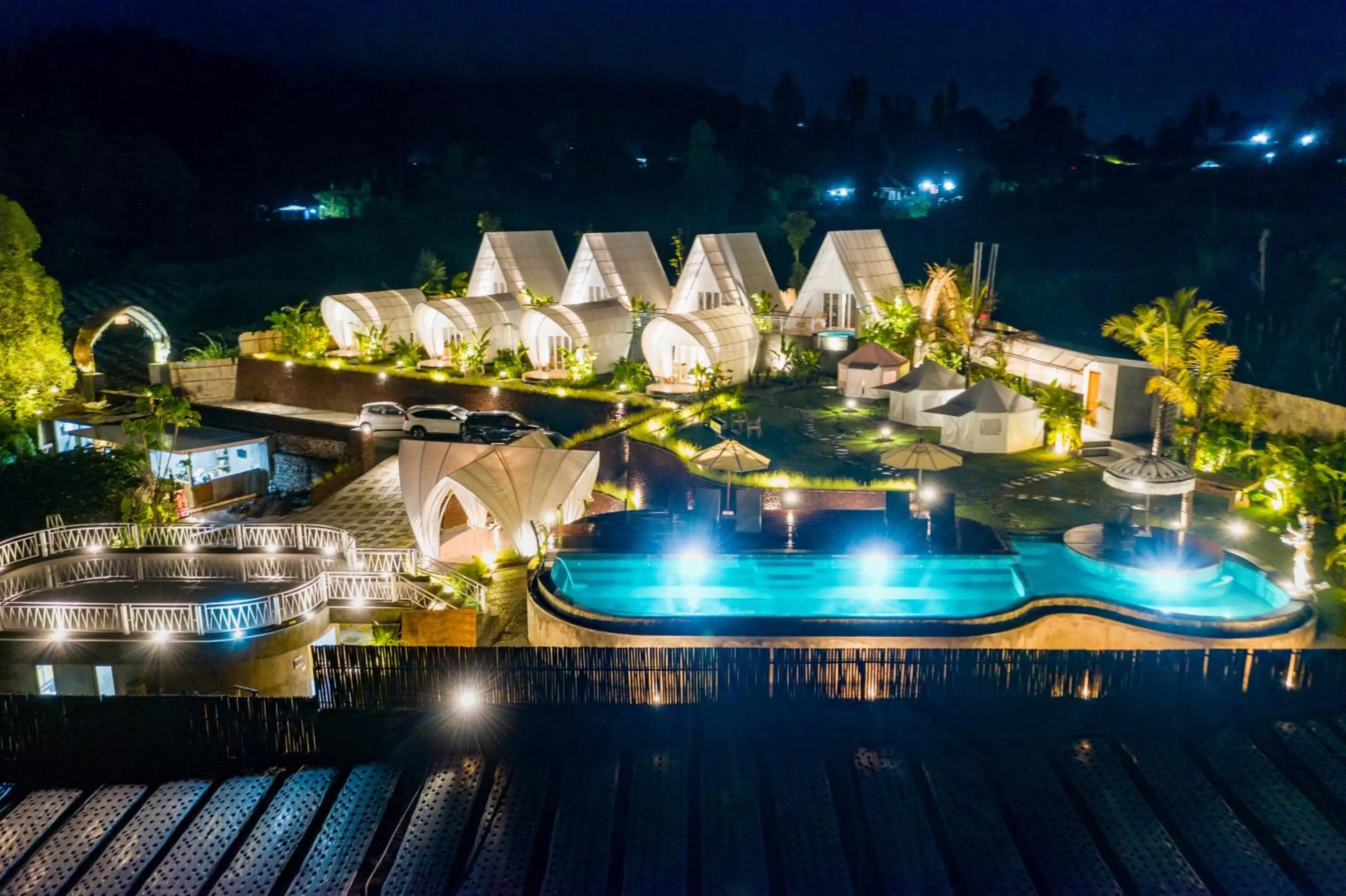 Swimming pool in The Dewi Kintamani Luxury Glamping and Natural Hotspring