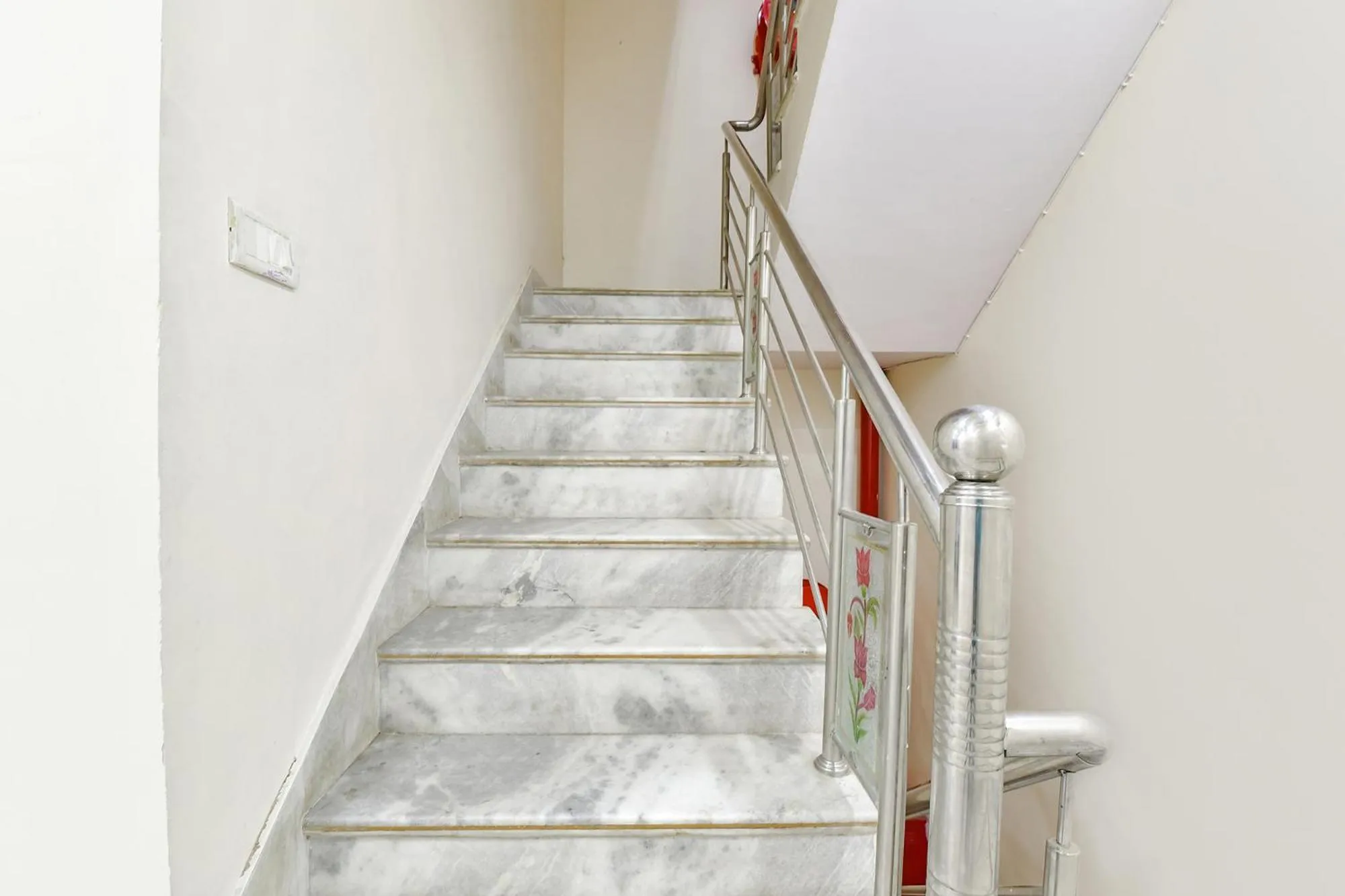 Lobby or reception in FabHotel Golden Leaf