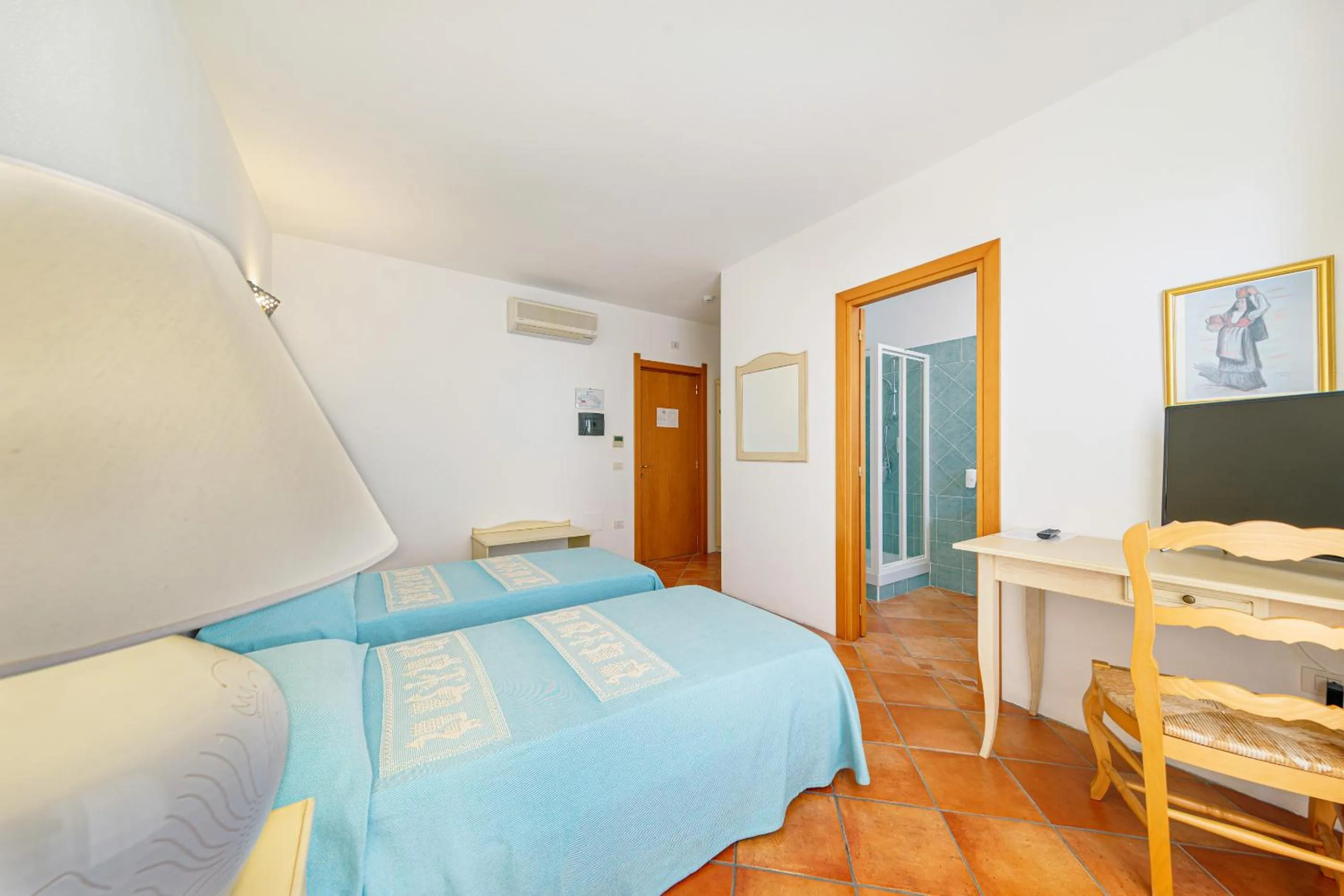 Bed in Hotel San Trano