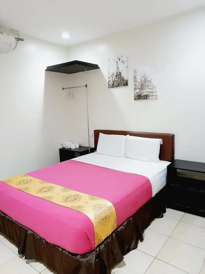 Double or Twin Room in Park Avenue Residence Inn and Suites Double or Twin Room in Park Avenue Residence Inn and Suites