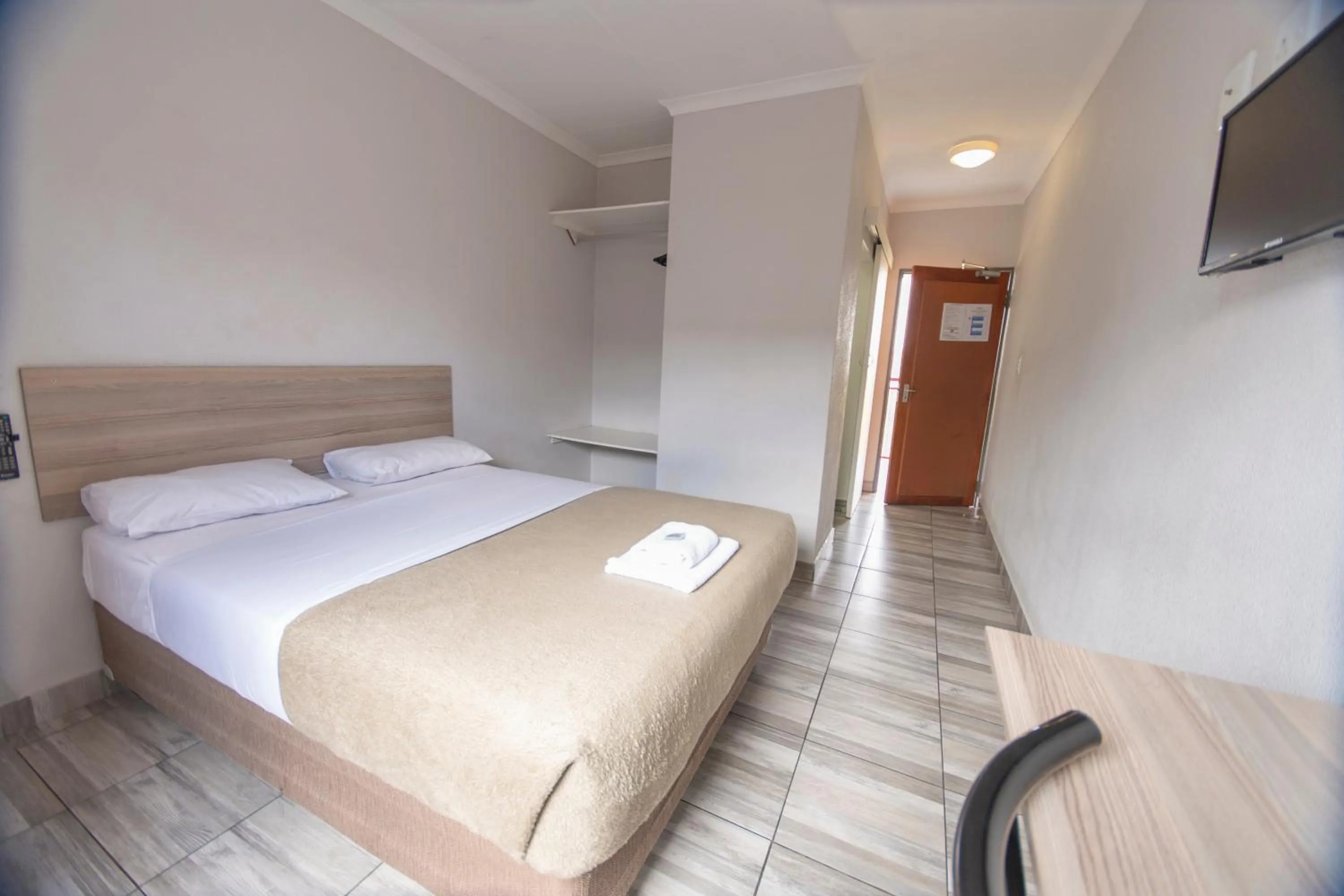 Bed in Ecomotel O.R.Tambo