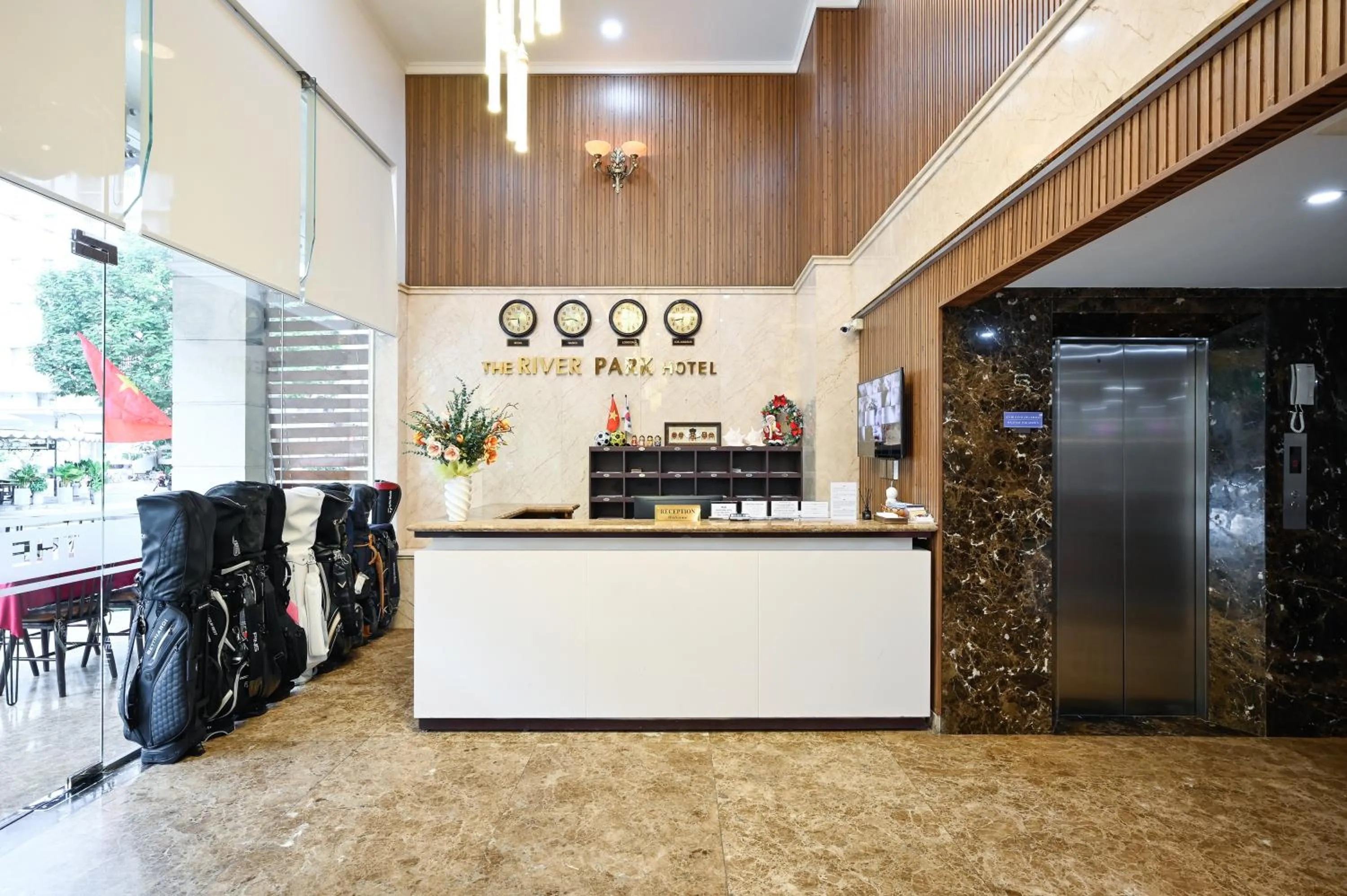 The River Park Hotel