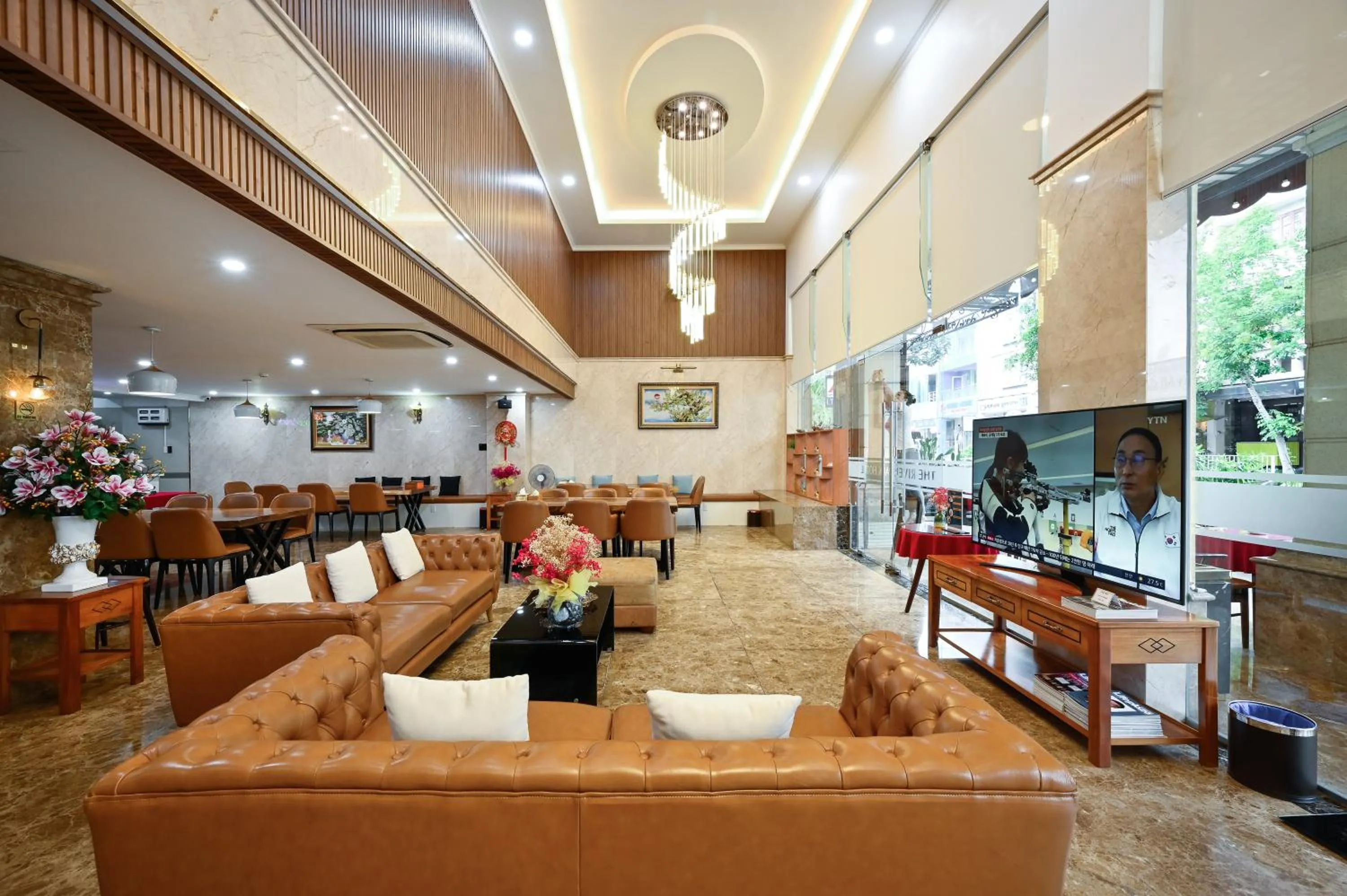 The River Park Hotel