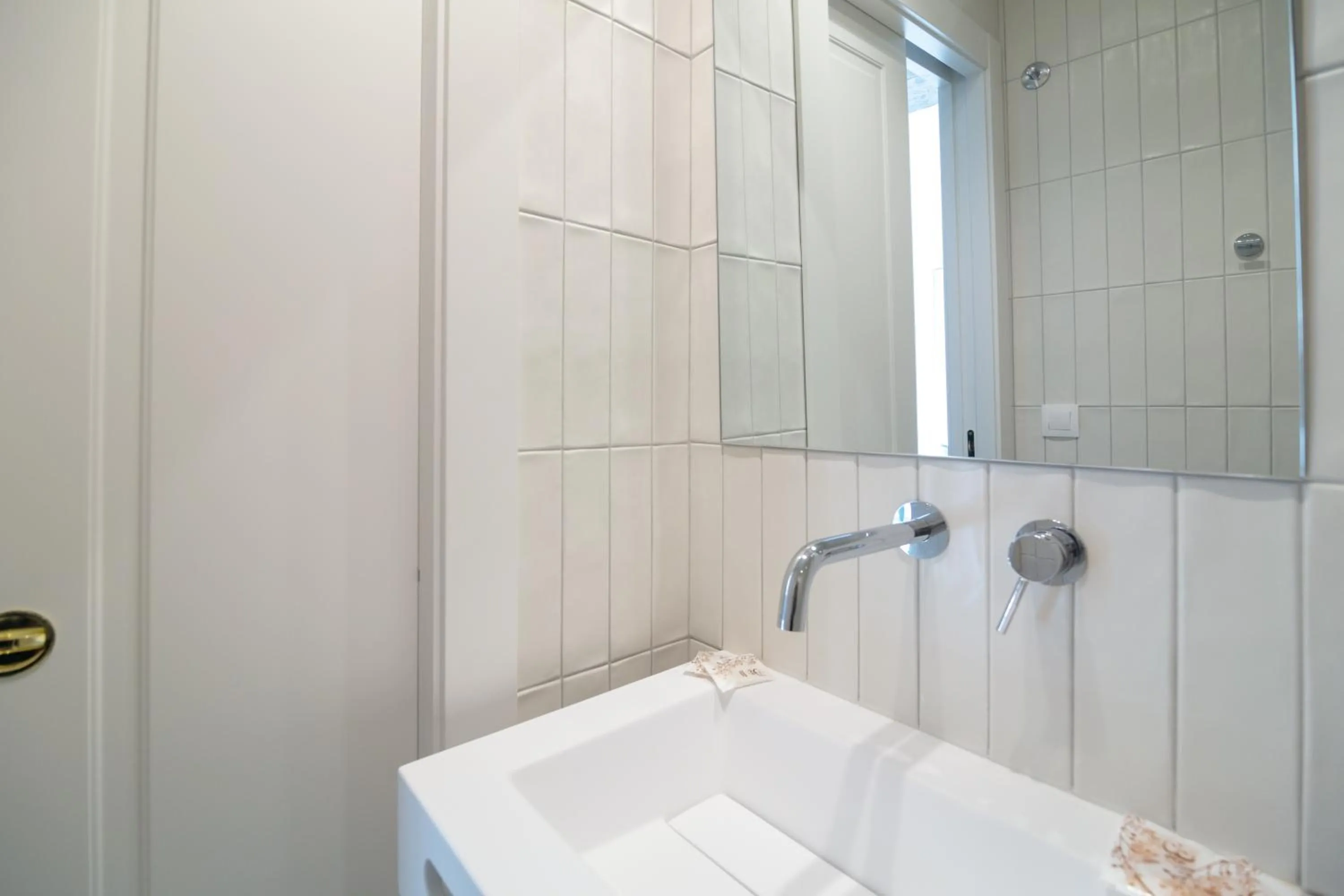Bathroom in Apartamentos Teatro by Be Alicante