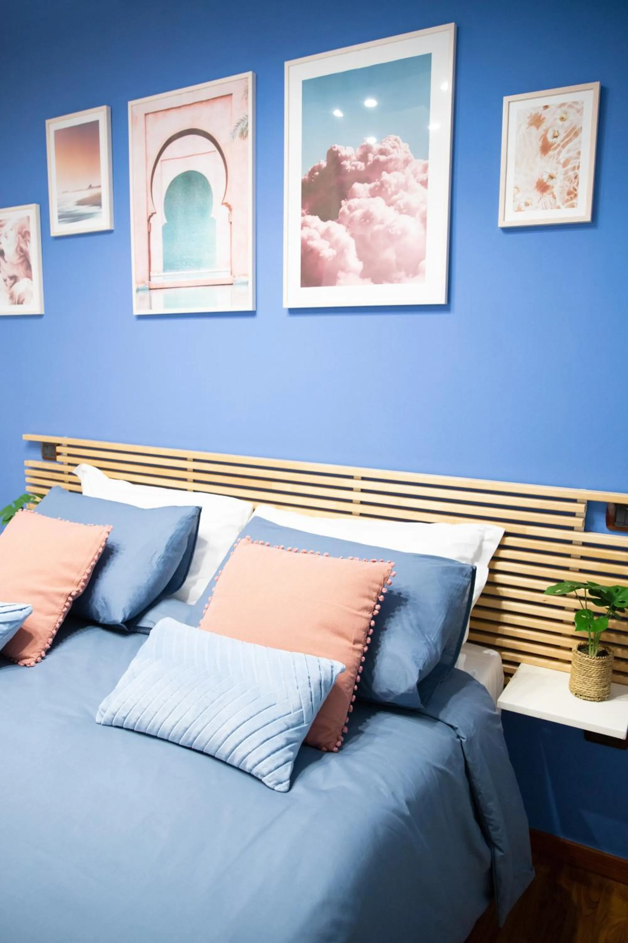 Bedroom, Bed in Quisì - Salerno Centro