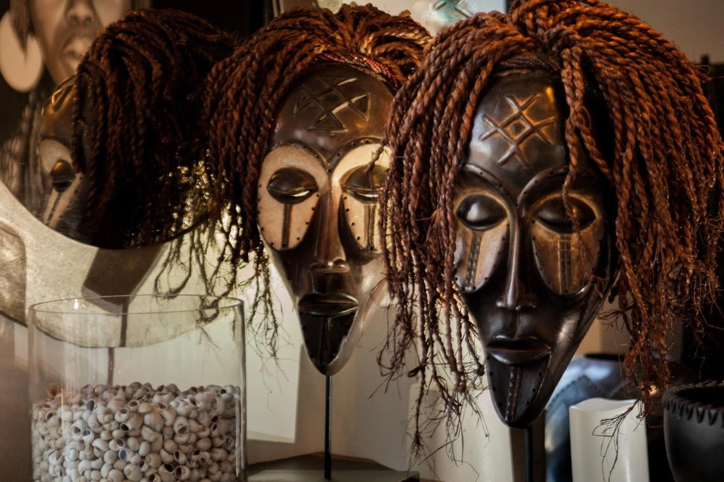 Decorative detail in African Flair Boutique Safari Lodge