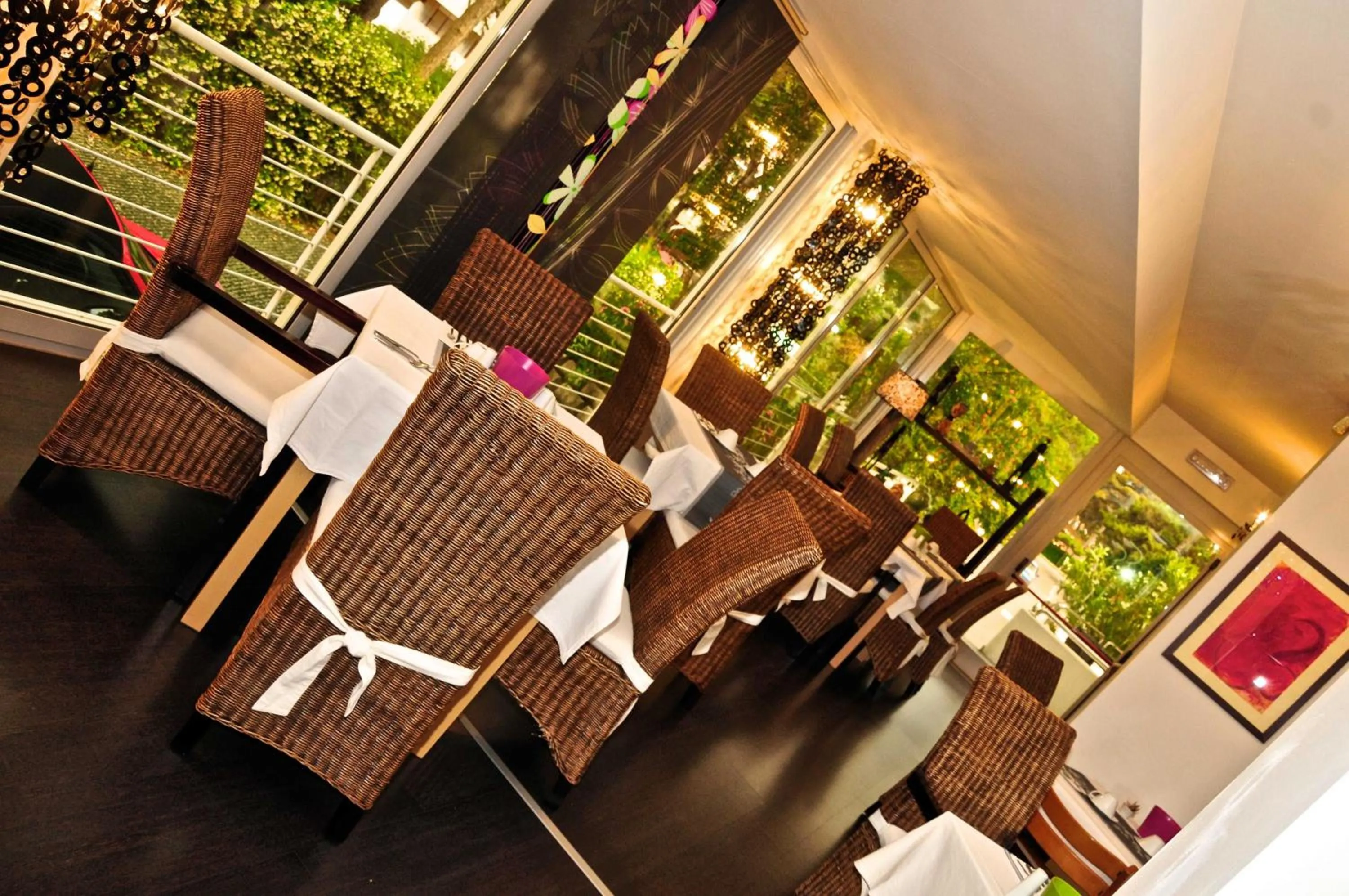 Restaurant/places to eat in Hotel Anapaya