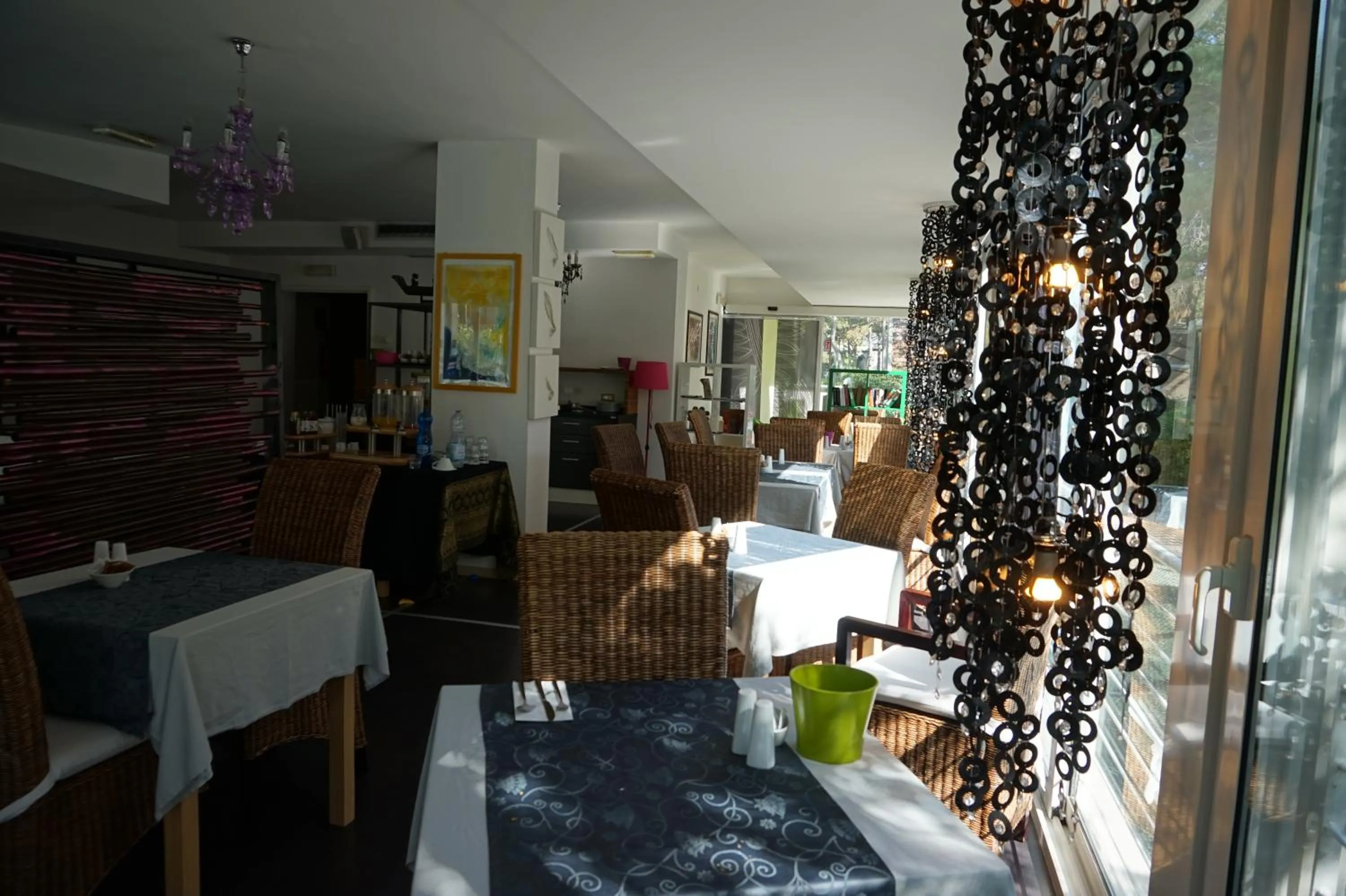 Restaurant/places to eat in Hotel Anapaya