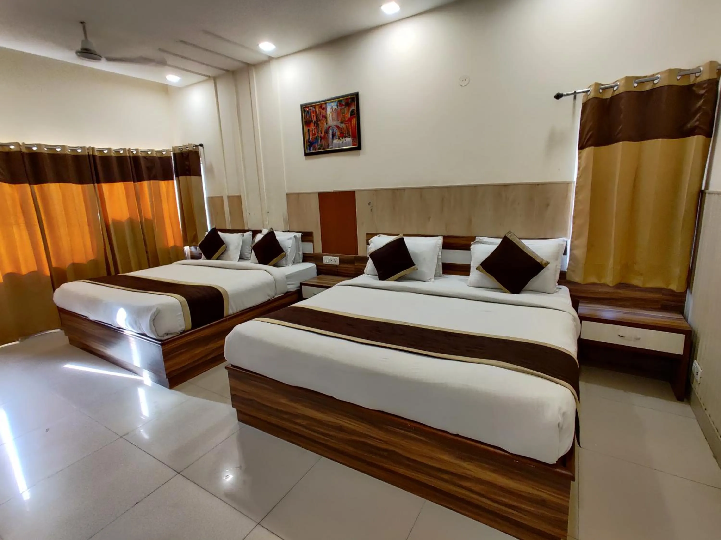 Photo of the whole room, Bed in Raj Darbar - 10 Meter From Golden Temple