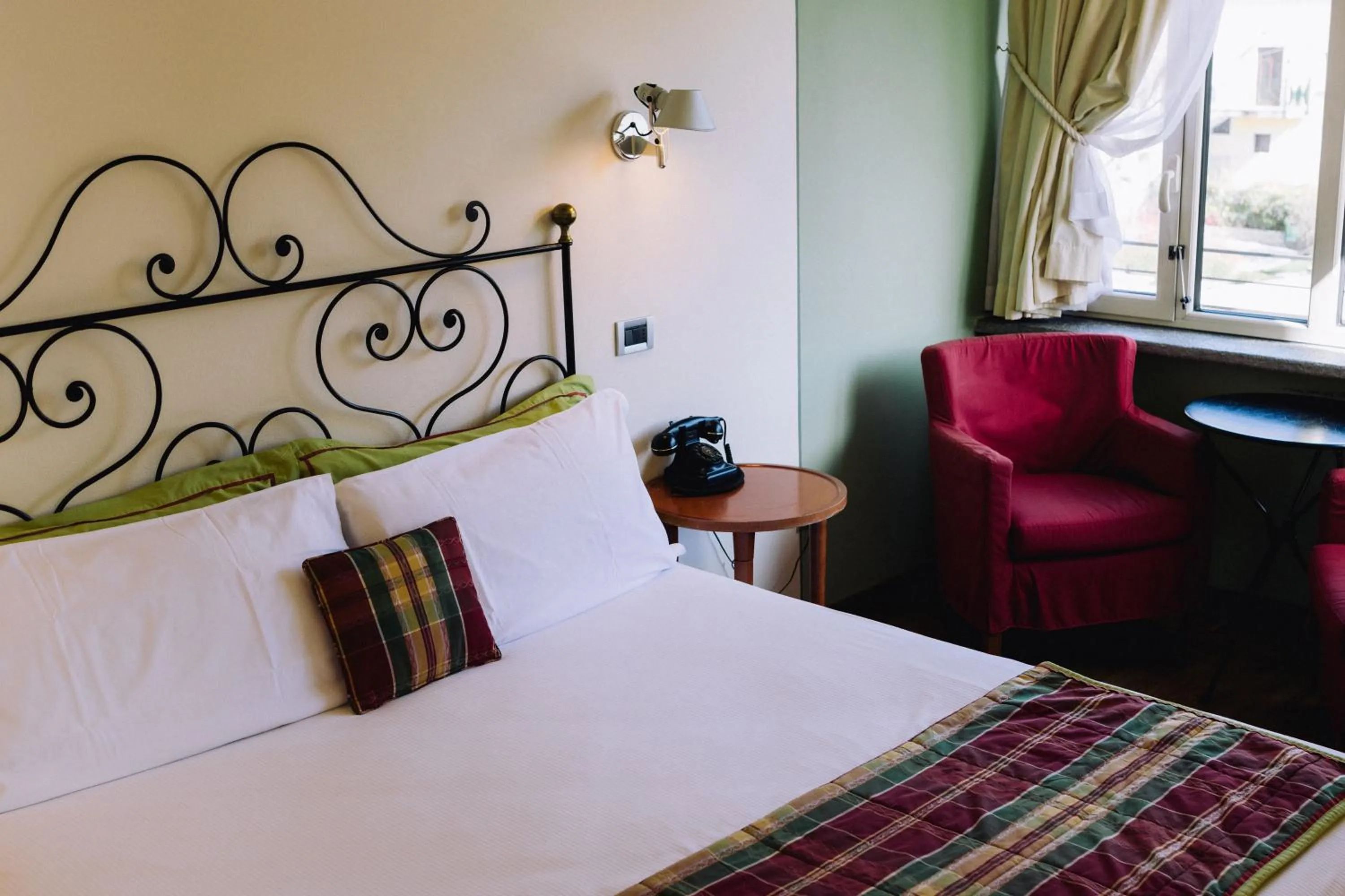 Bedroom, Bed in Bijou Hotel