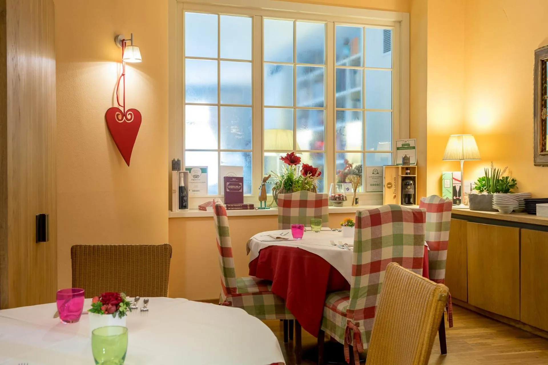 Dining area in Bijou Hotel