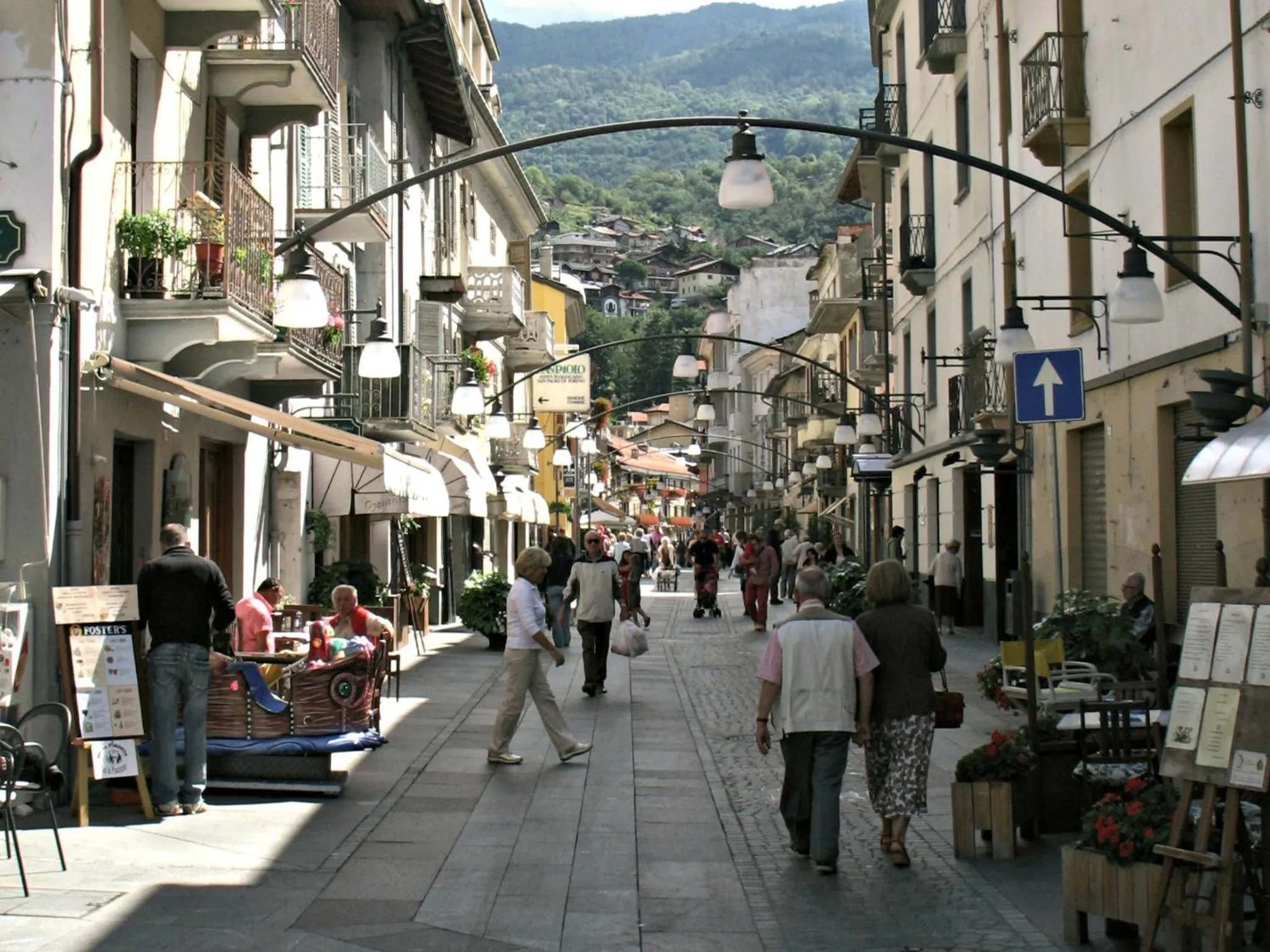 Shopping Area in Bijou Hotel