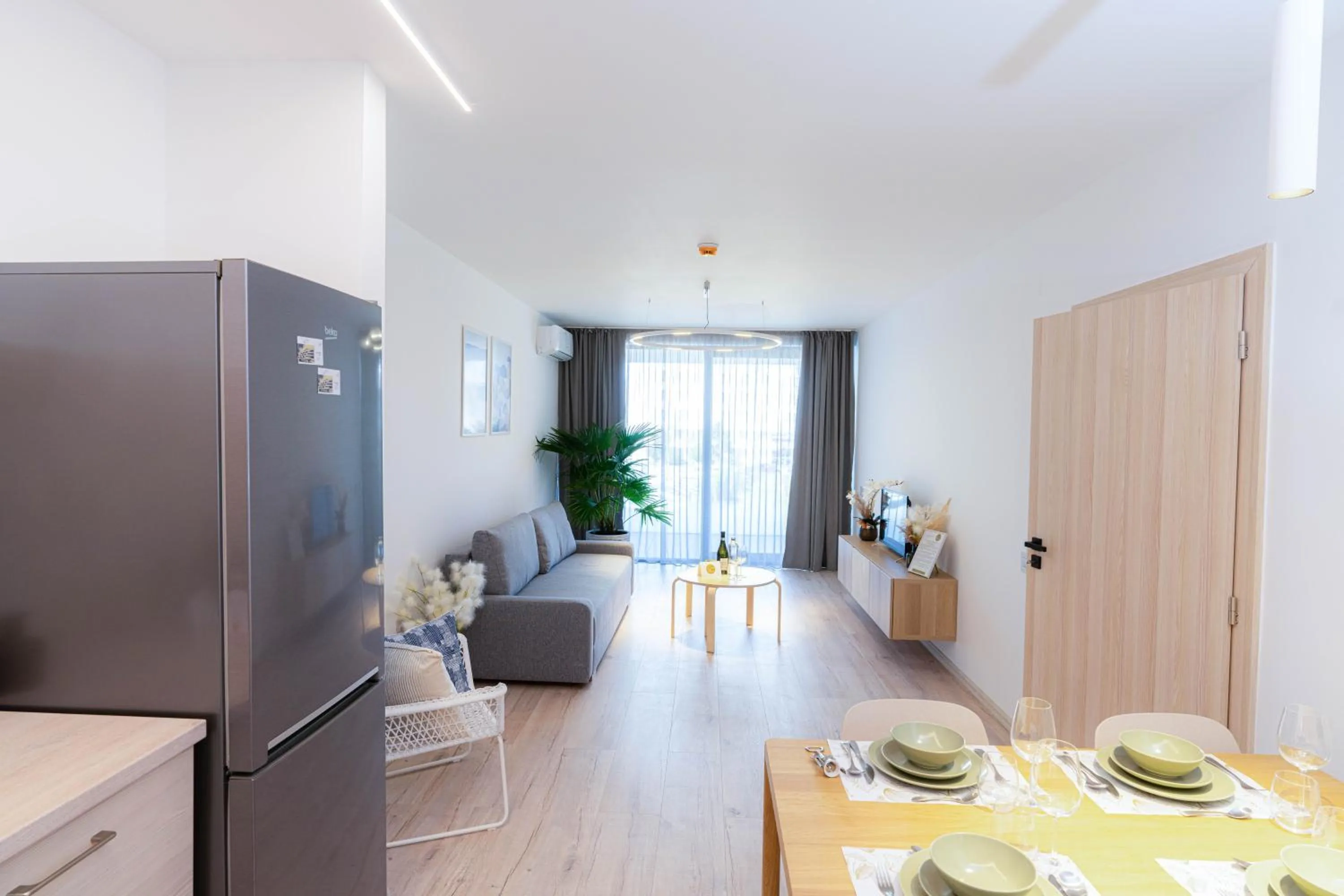 Living room in Amaris ApartHotel la 2 Pași de Plajă & Parcare Gratuită