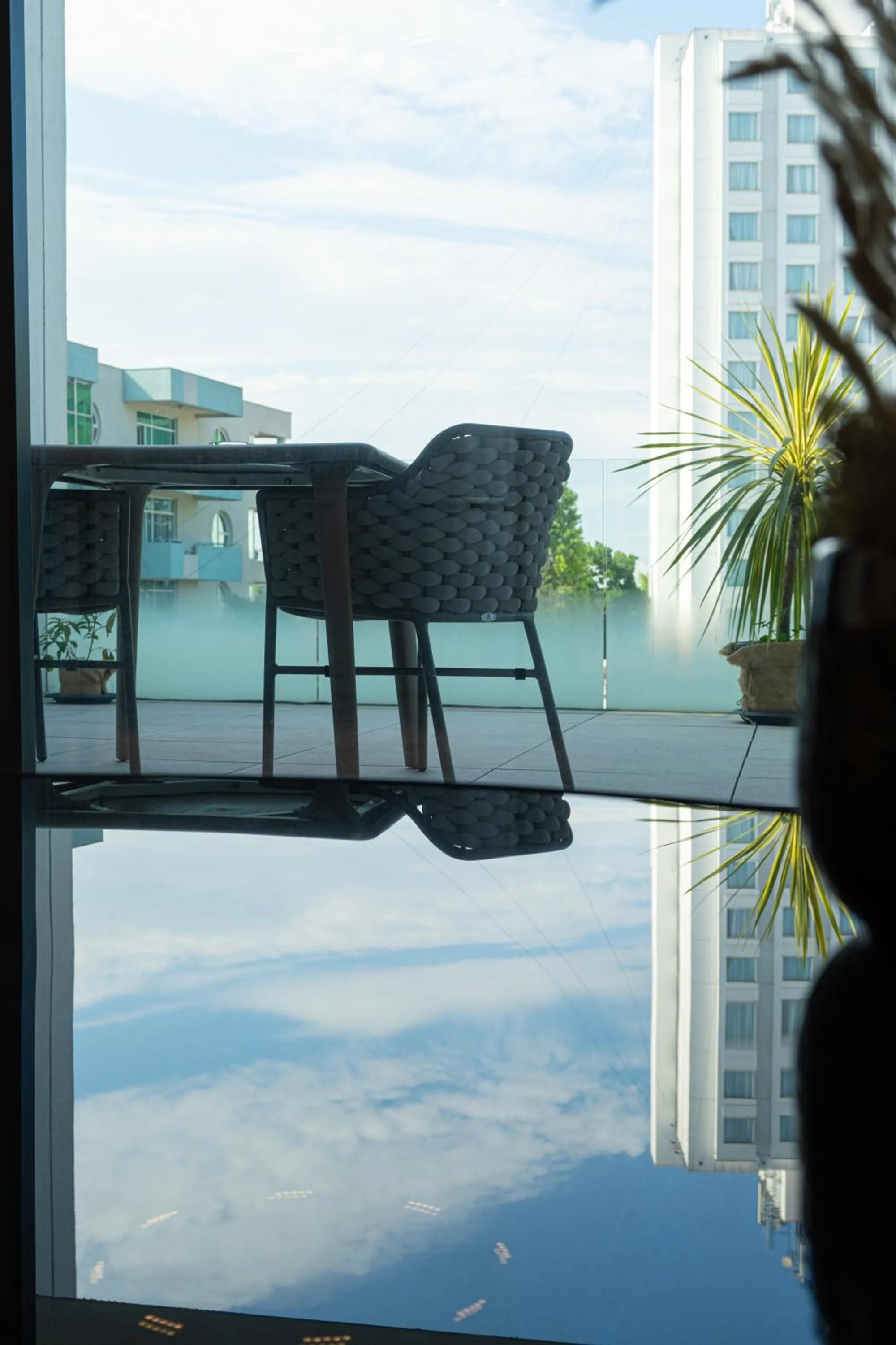 Day in Amaris ApartHotel la 2 Pași de Plajă & Parcare Gratuită