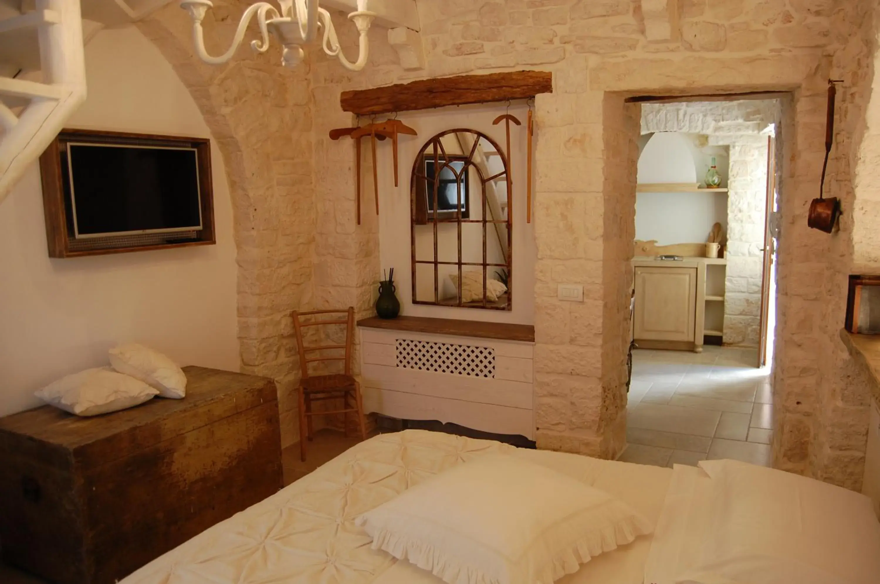 Trullo Suite in Trulli Holiday Albergo Diffuso Trullo Suite in Trulli Holiday Albergo Diffuso