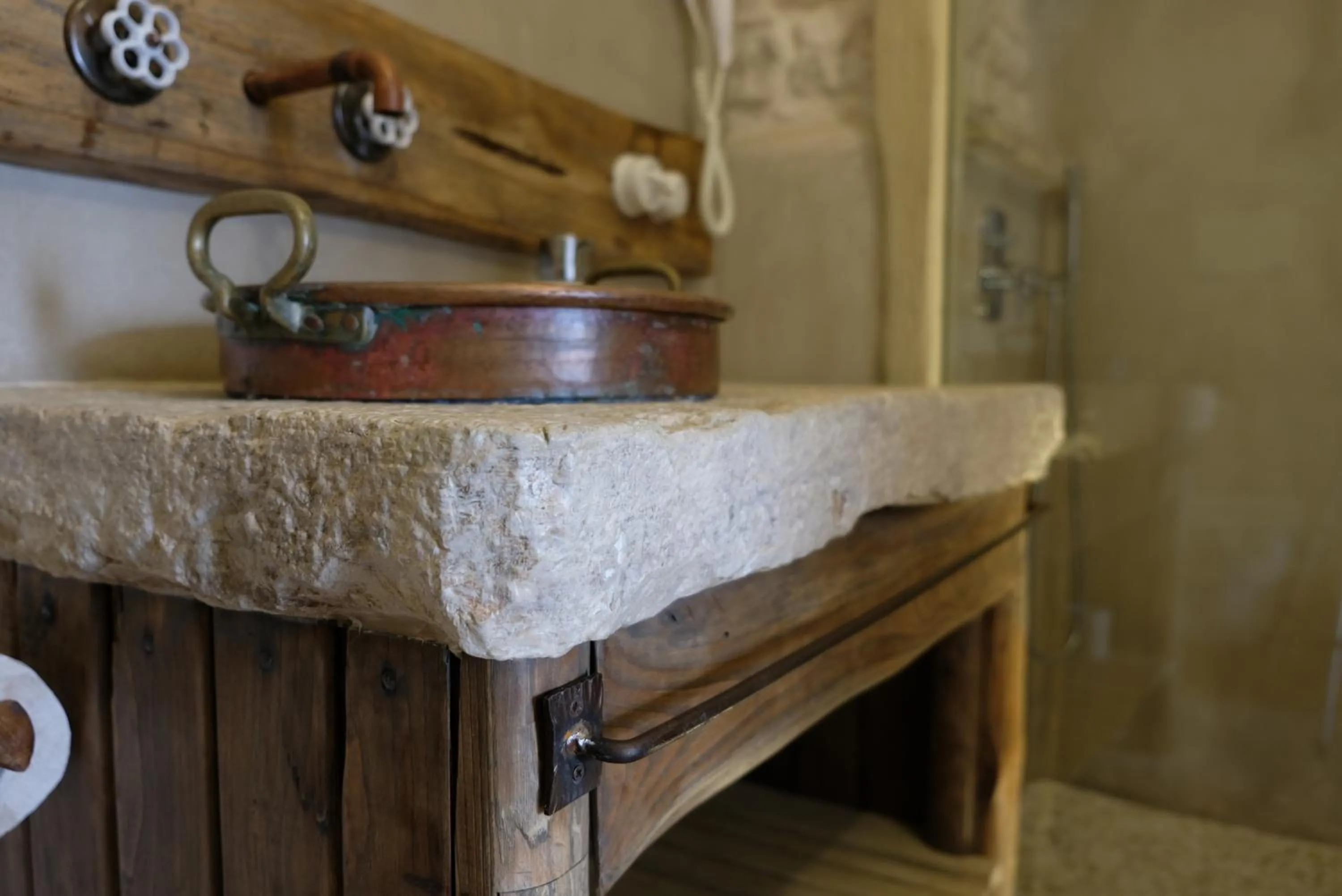 Bathroom in Trulli Holiday Albergo Diffuso