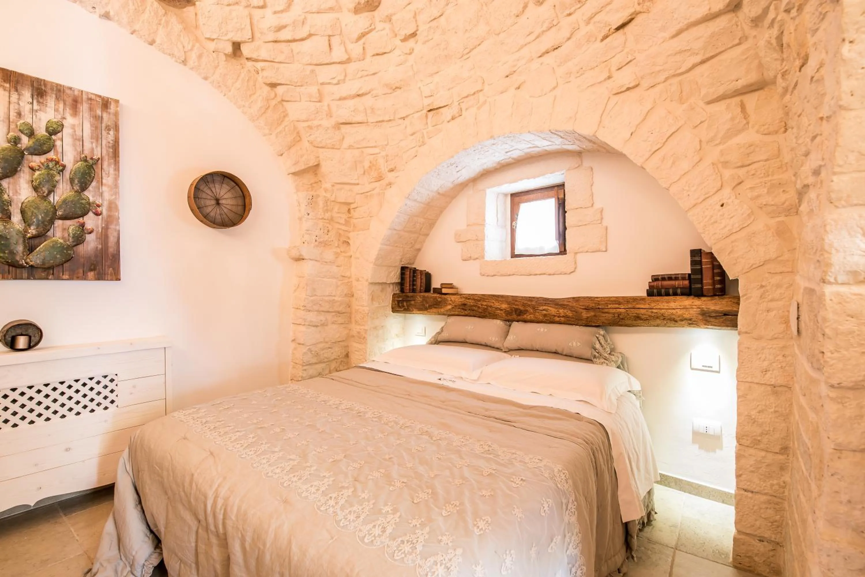 Photo of the whole room, Bed in Trulli Holiday Albergo Diffuso