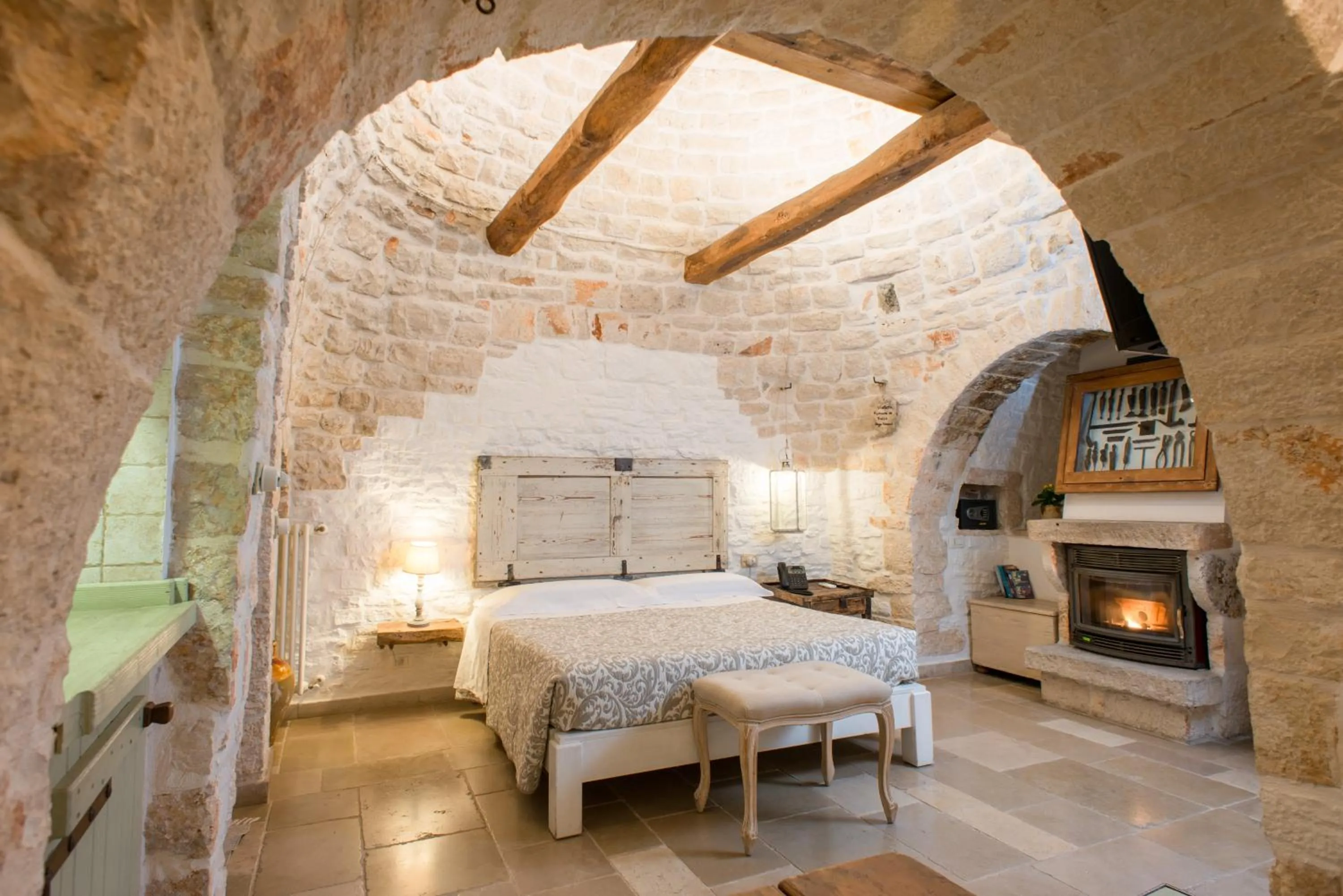 Bedroom, Bed in Trulli Holiday Albergo Diffuso