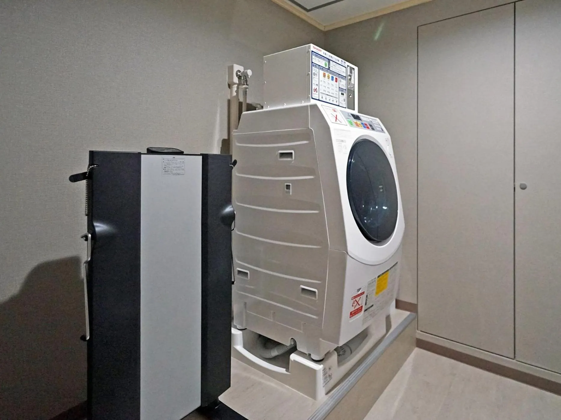 trouser press in Chisun Hotel Yokohama Isezakicho