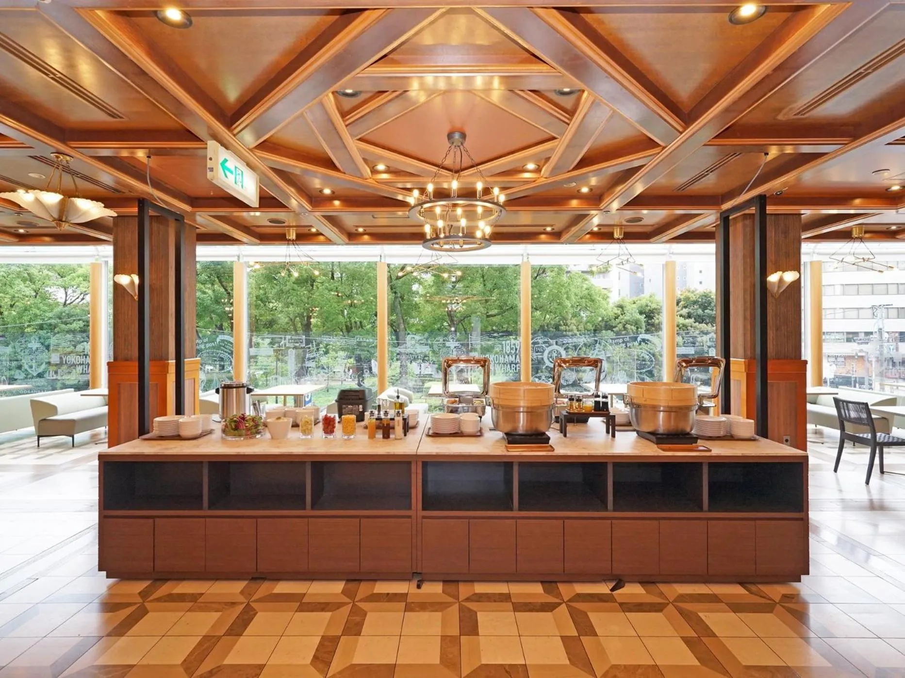 Restaurant/places to eat in Chisun Hotel Yokohama Isezakicho