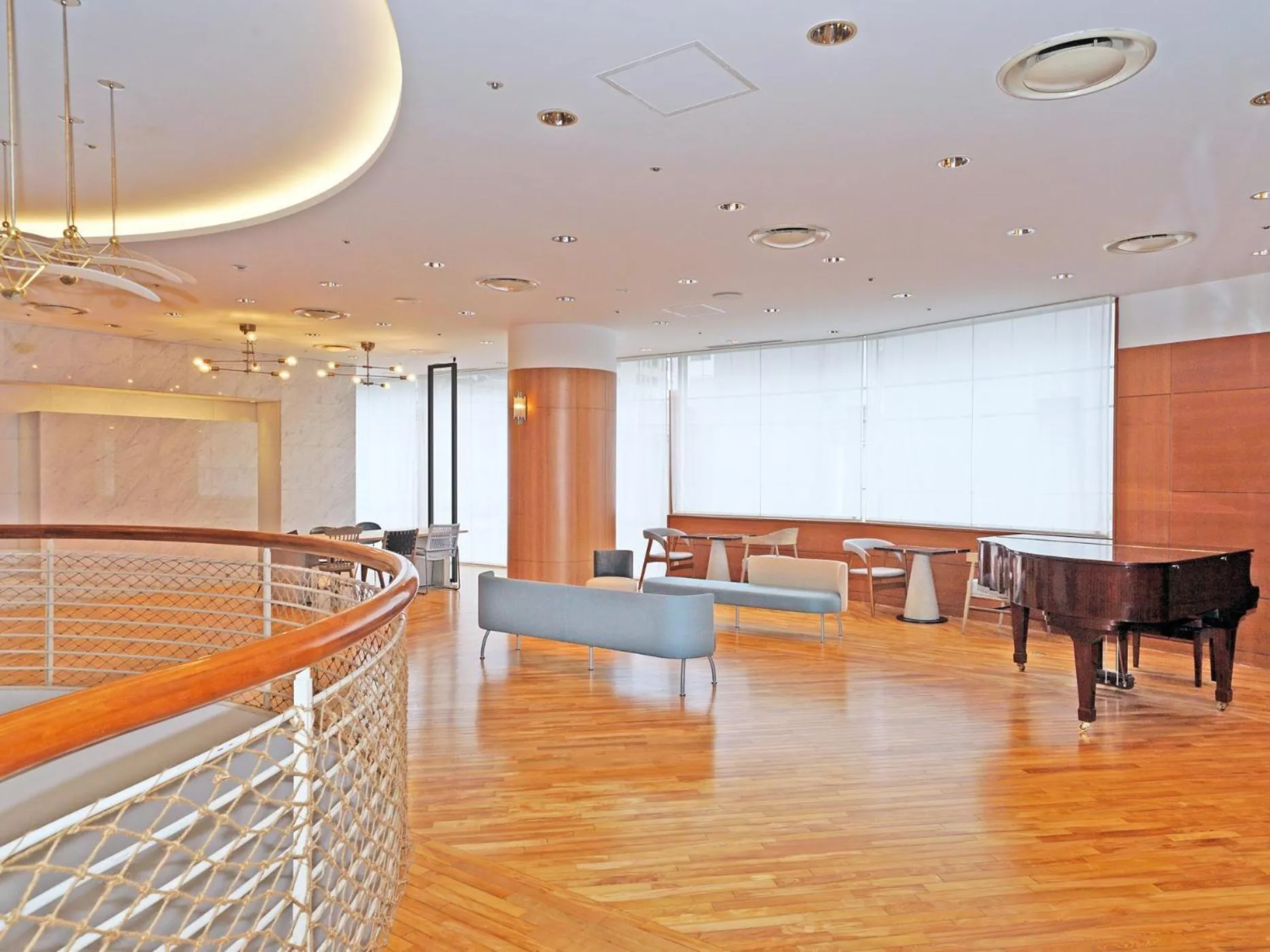 Lobby or reception in Chisun Hotel Yokohama Isezakicho