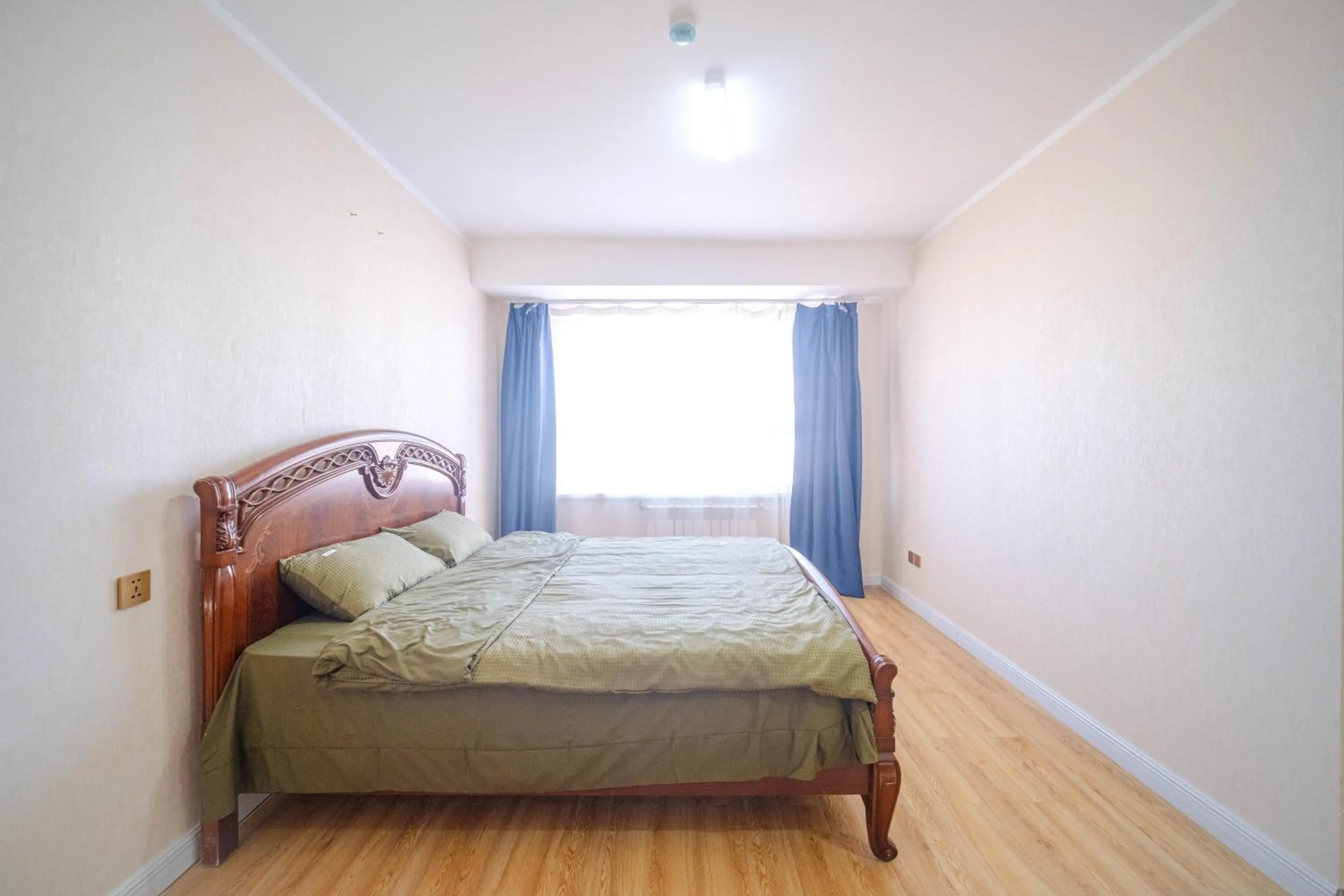 Bed in Eagle Town Serviced Apartment