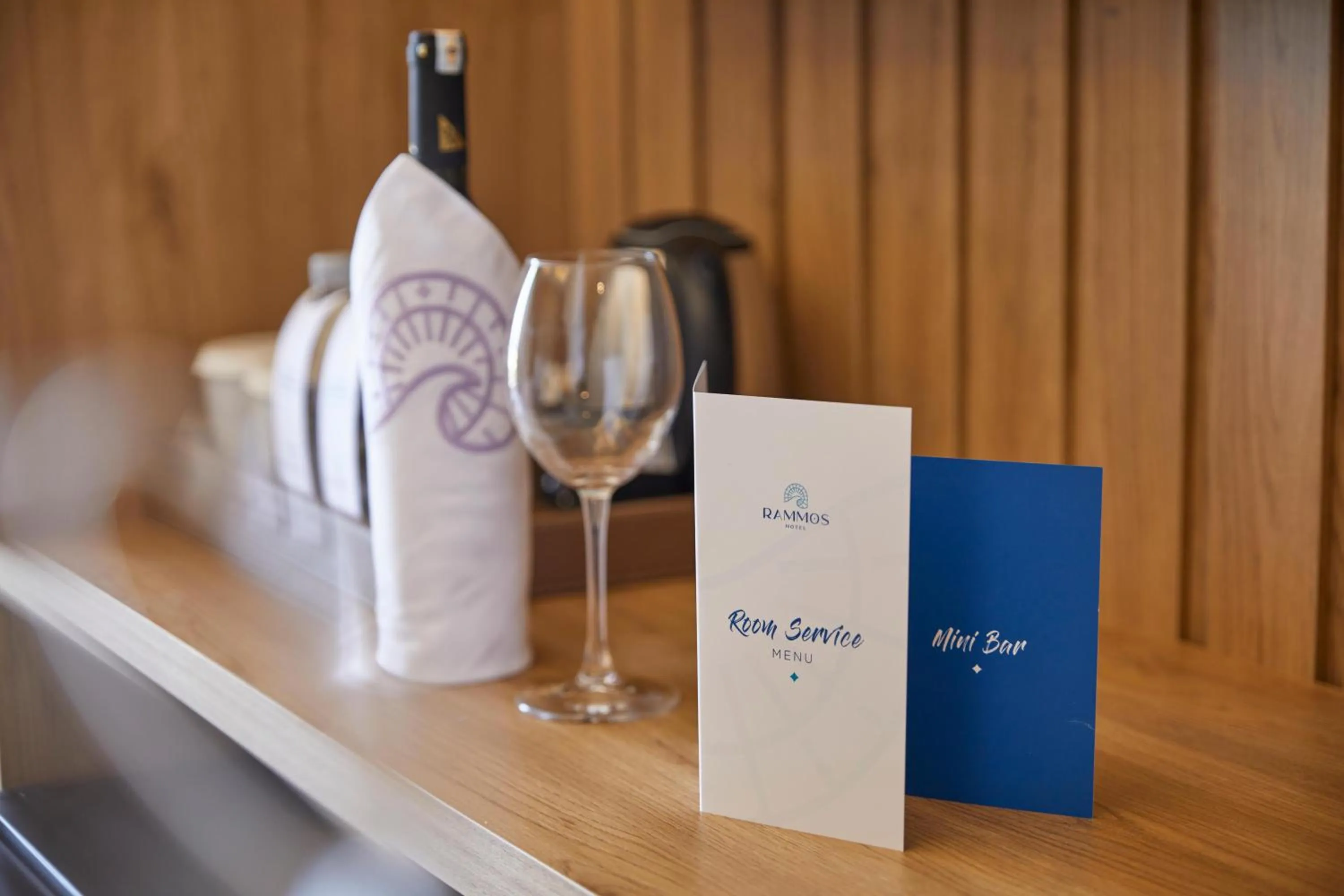 TV and multimedia in Rammos Hotel Bodrum - Special Class