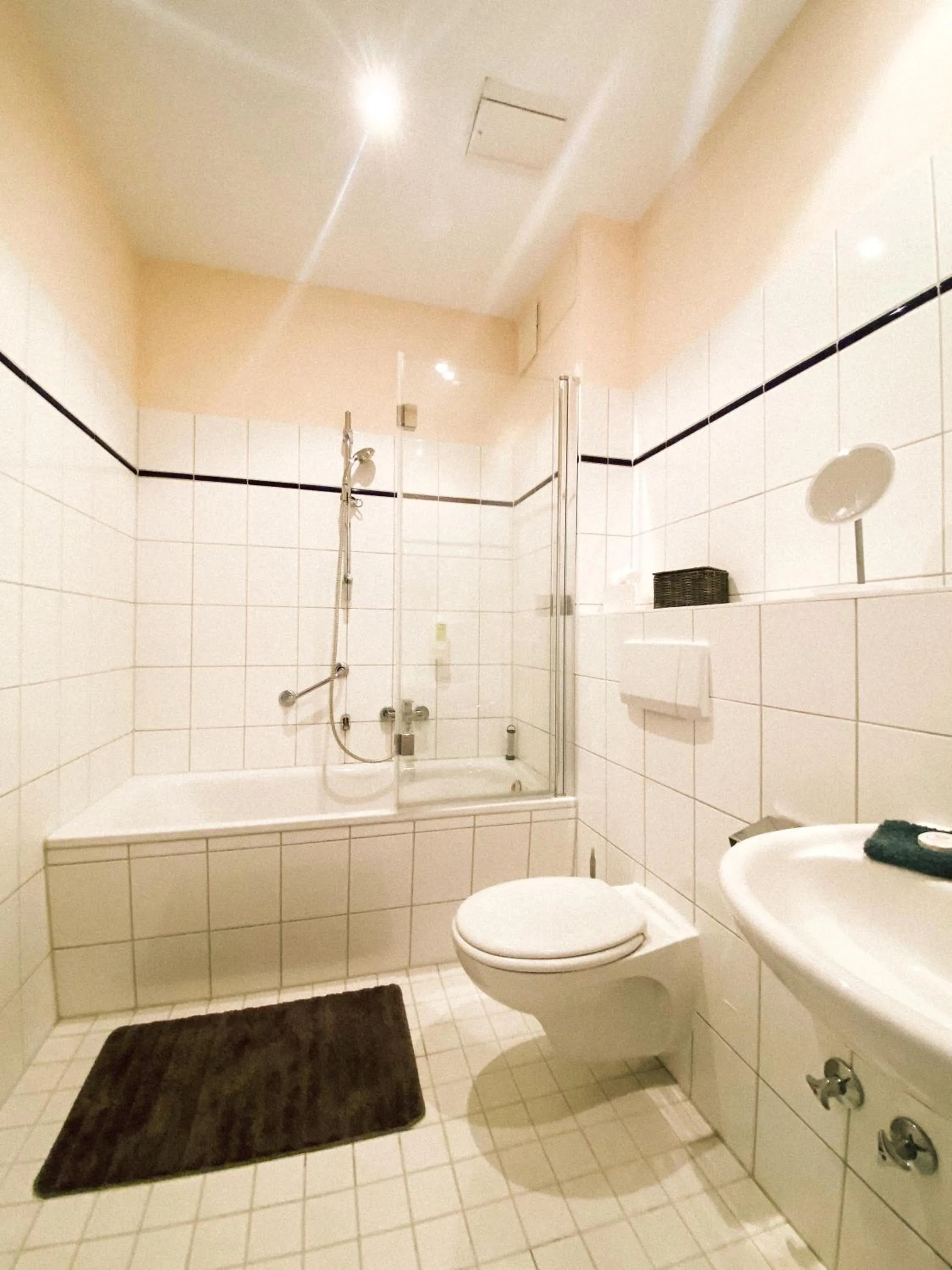 Bathroom in Landhotel Schloss Daschow