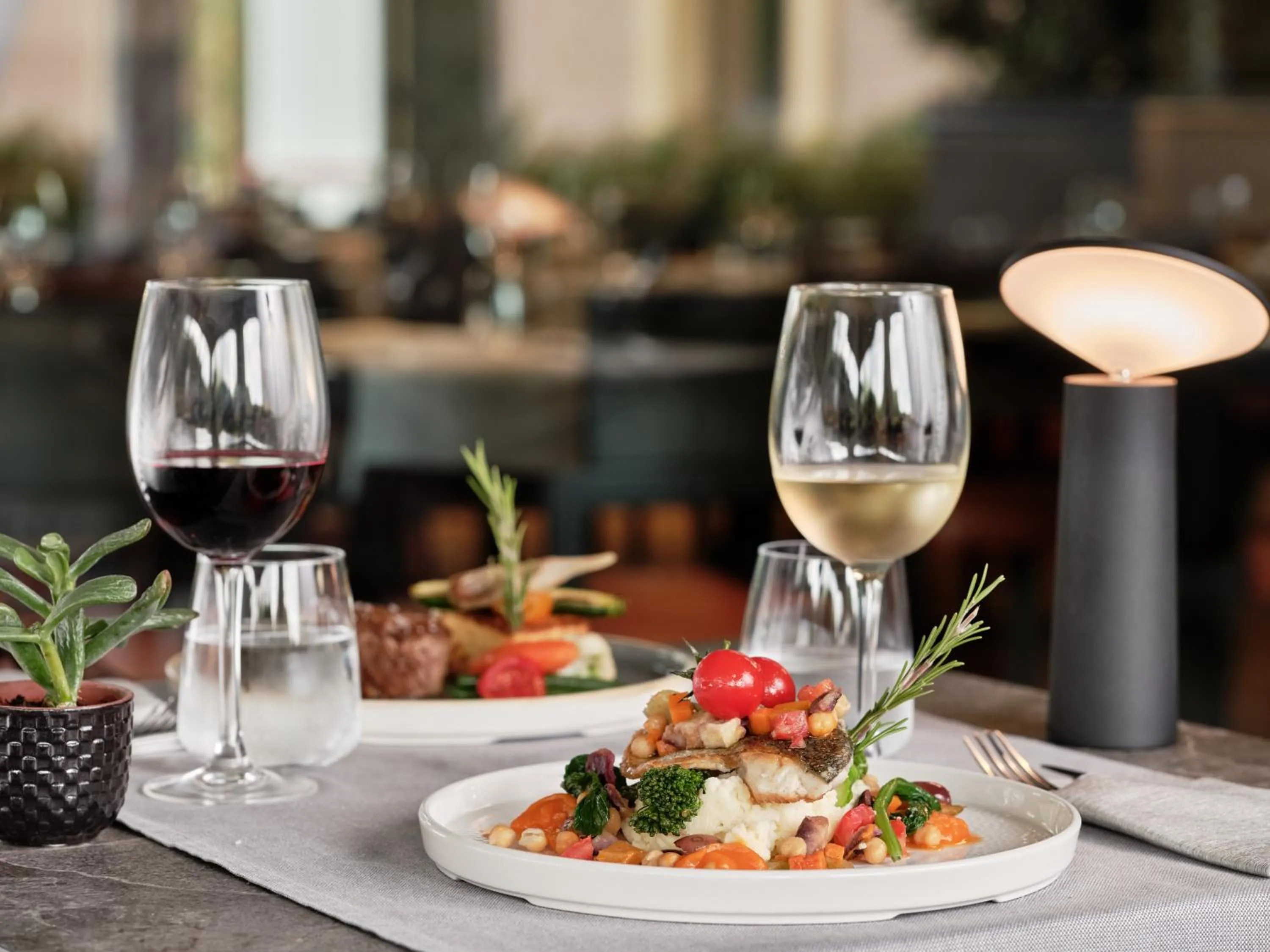 Food and drinks in Crowne Plaza Milan - Malpensa Airport by IHG