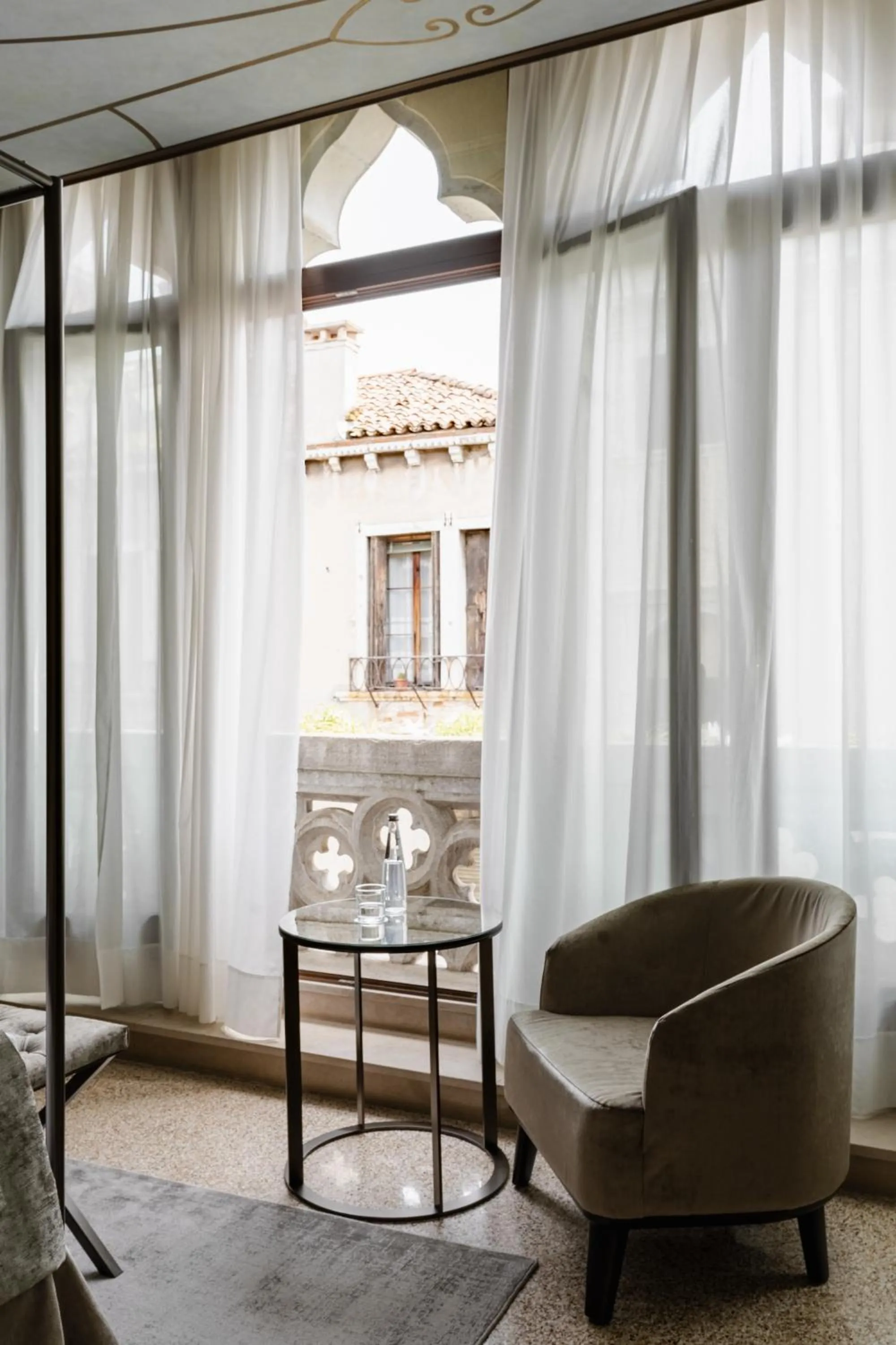 Bedroom in Hotel Donà Palace
