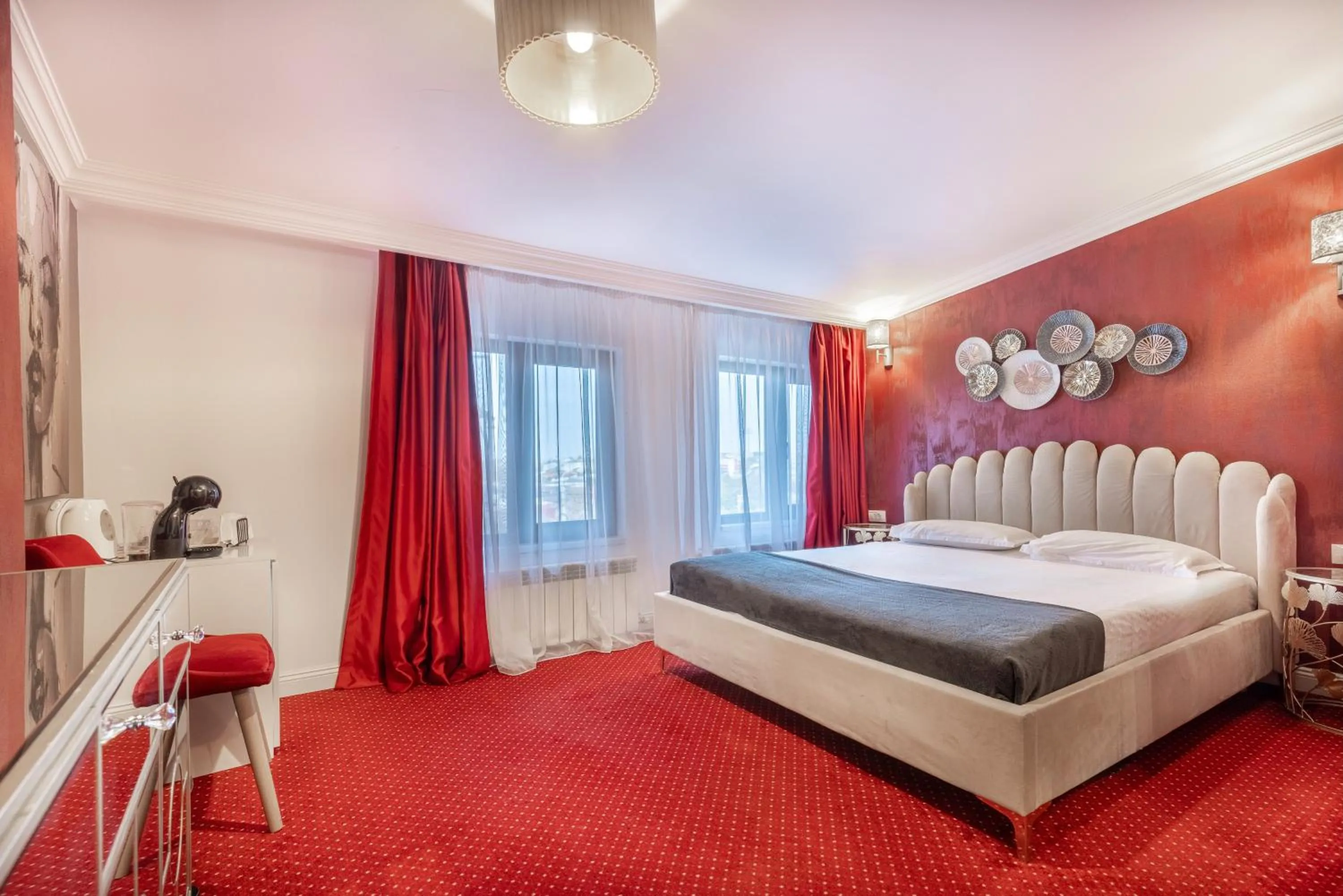 Photo of the whole room, Bed in Hotel City Break